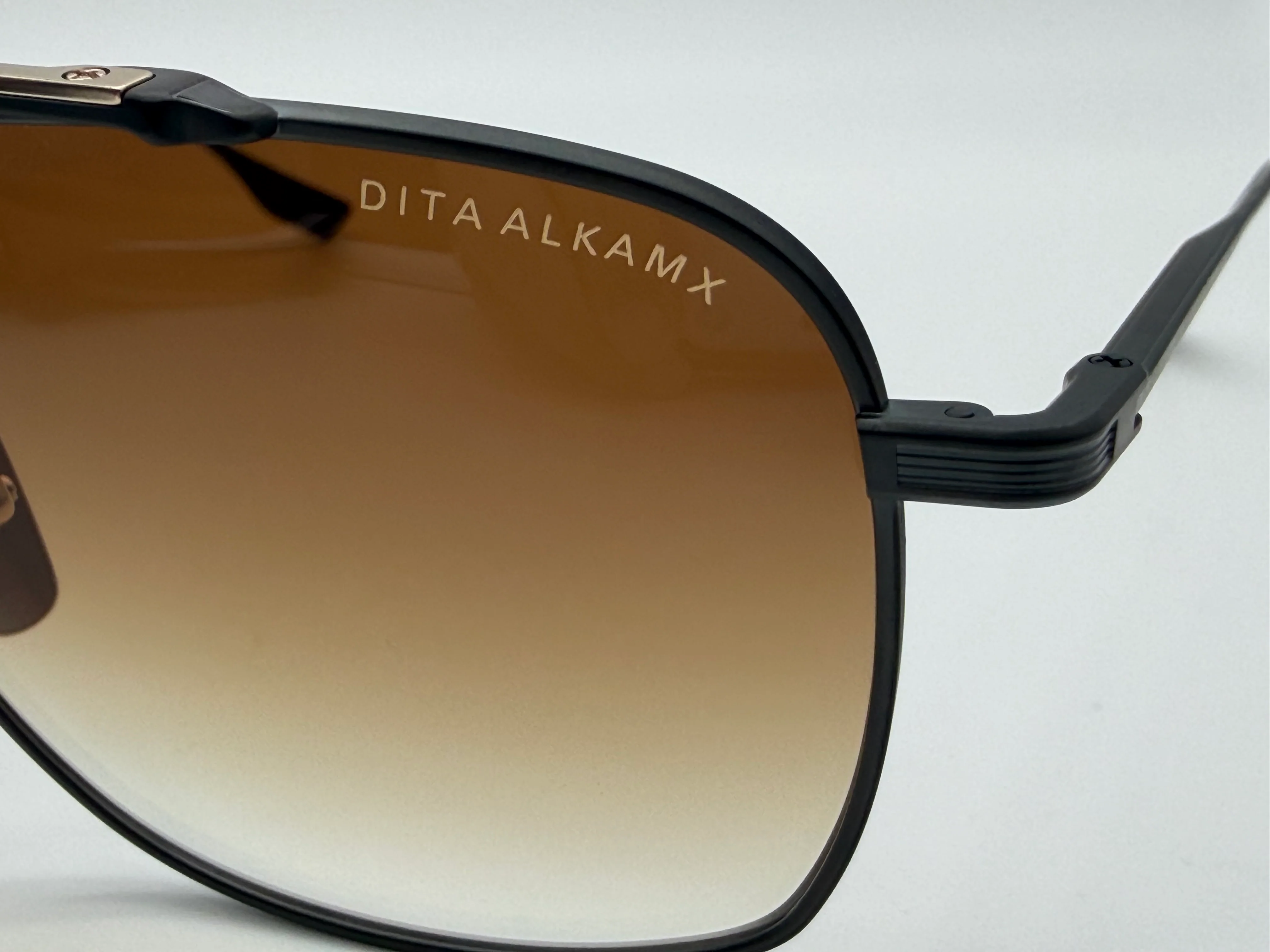DITA ALKAMX 61mm Dark Black Iron White Gold Titanium / Brown to Clear Gradient Japan - Image 5