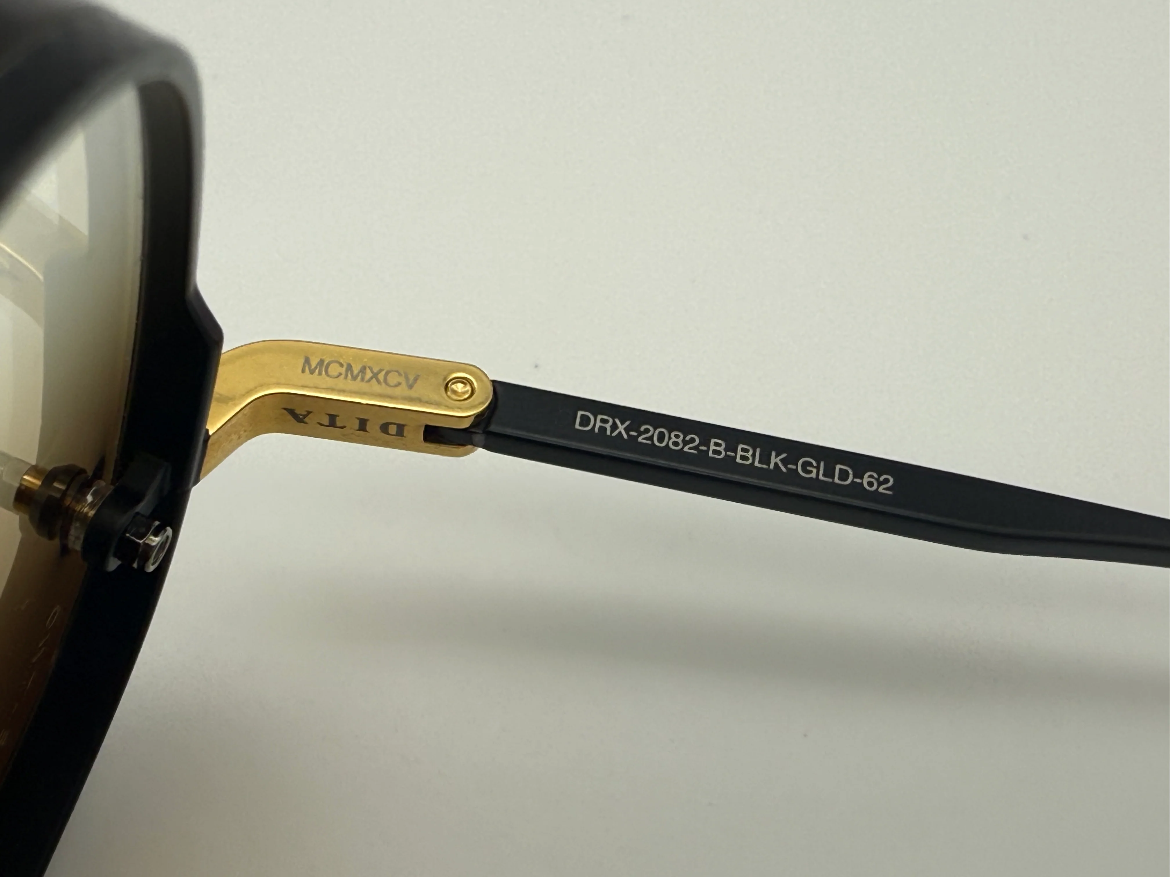 DITA DECADE TWO 62mm Brown Gradient / Black Gold titanium DRX-2082-B-BLK-GLD-62-Z Preowned - Image 7