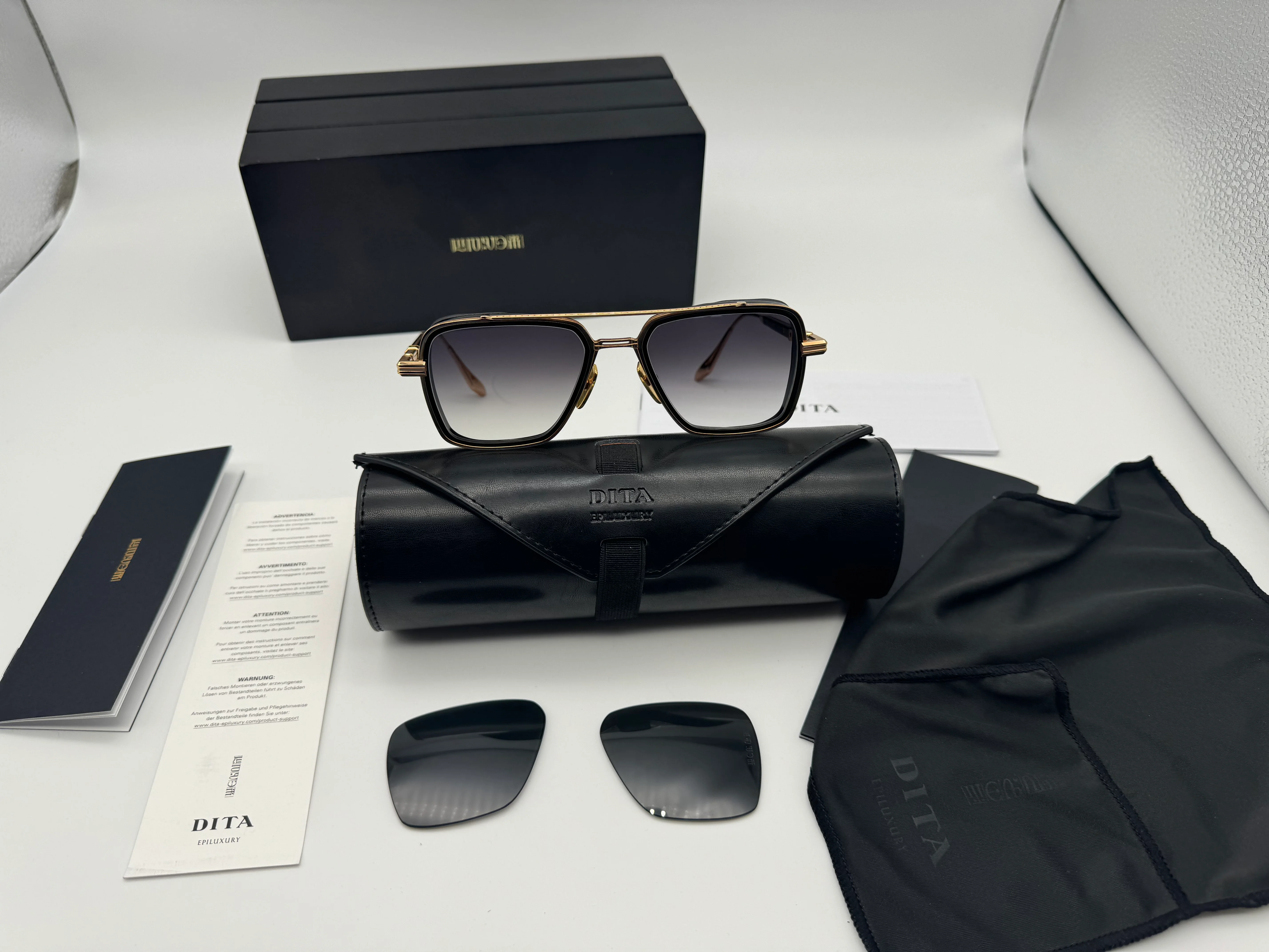 DITA EPILUXURY 8 Gold Titanium / Custom Gray Gradient none polarized CR39 Lenses Japan Preowned - Image 2