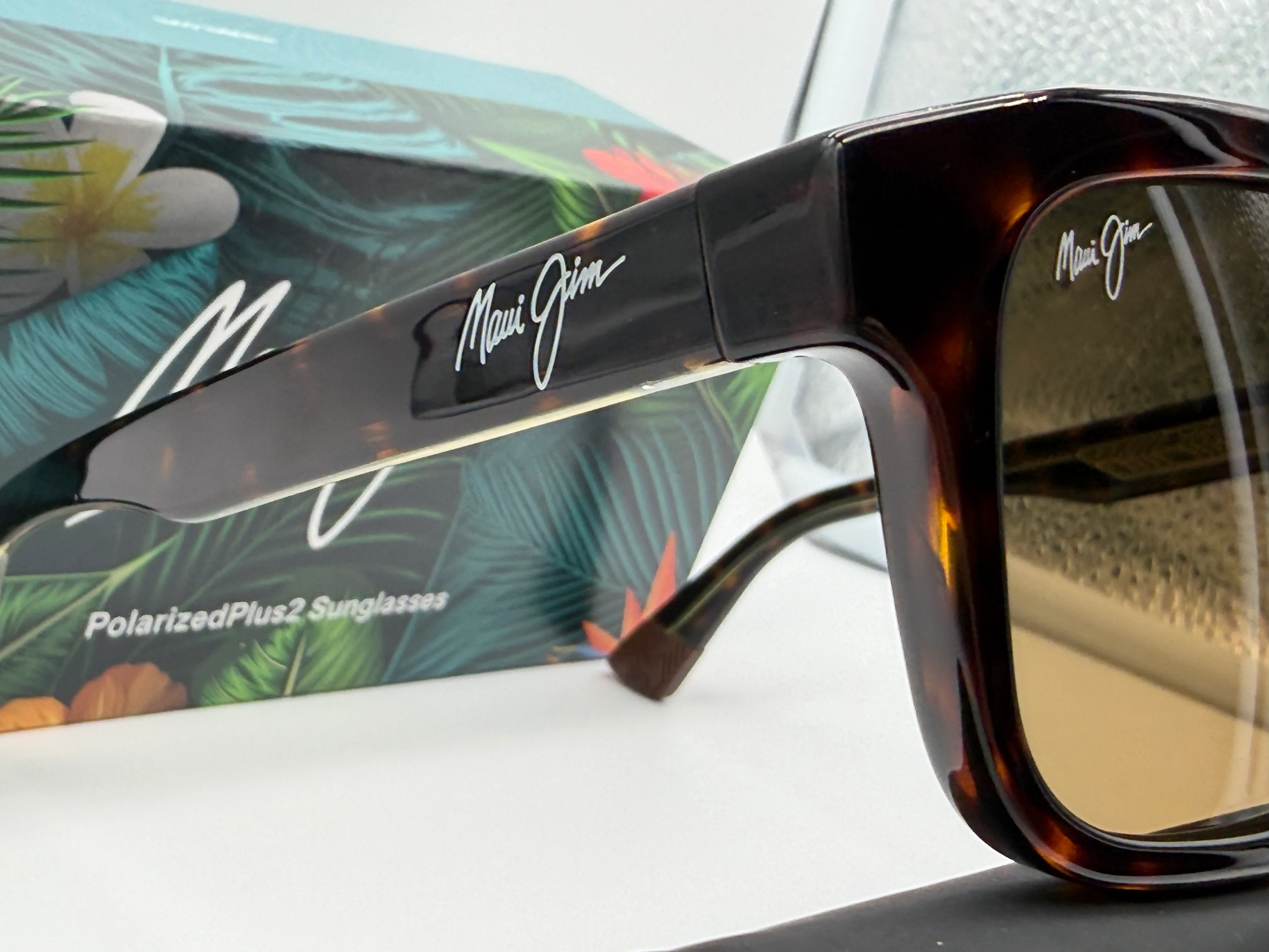 Maui Jim Maluhua 52mm Shiny Dark Havana / Transparent Yellow / HCL Bronze Super Thin Glass Lens Itlay NEW - Image 4