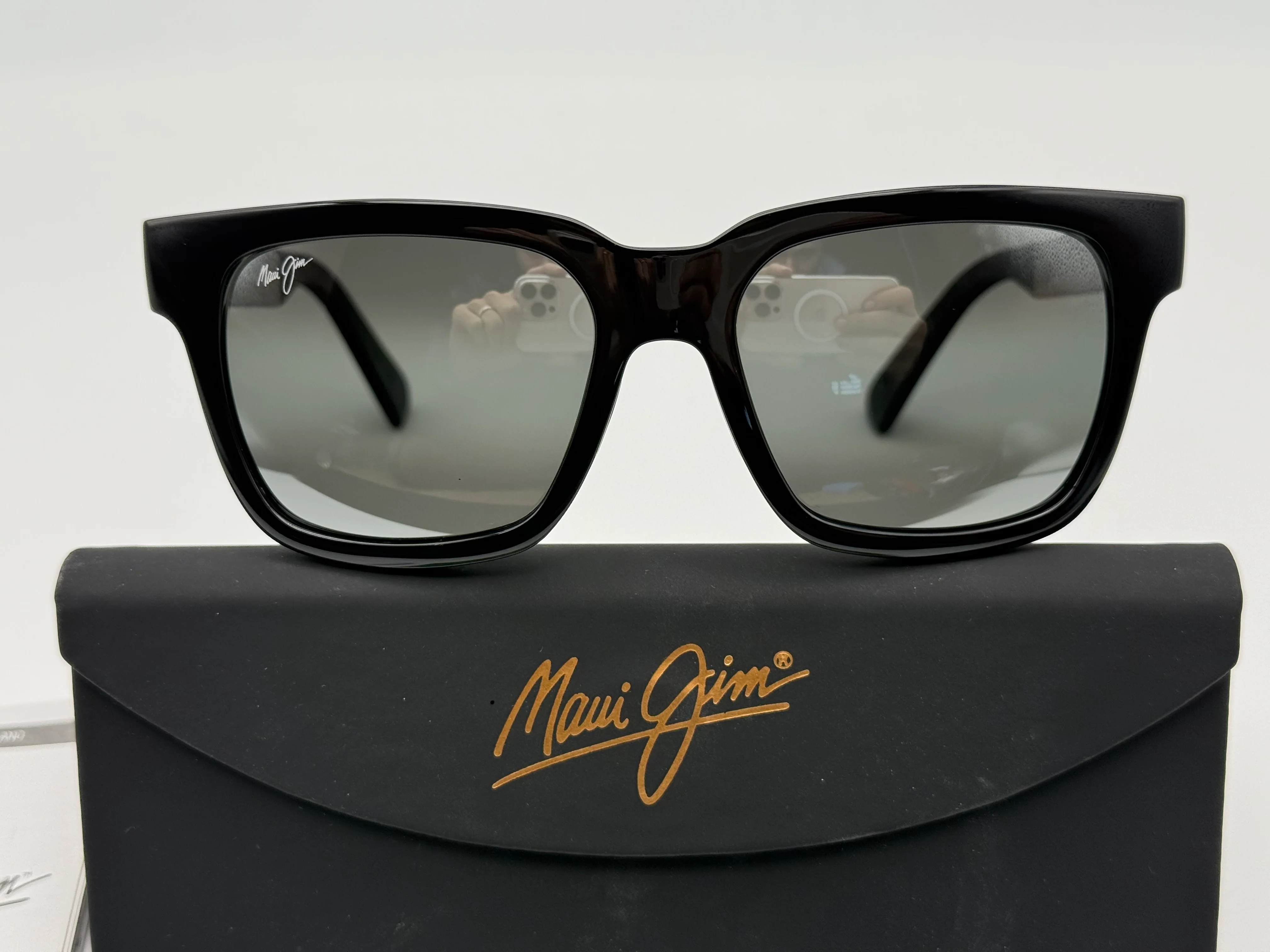 Maui Jim Mongoose 54mm Black / STG Natural Gray Polarized MJ540-02 Italy Missing Box - Image 2