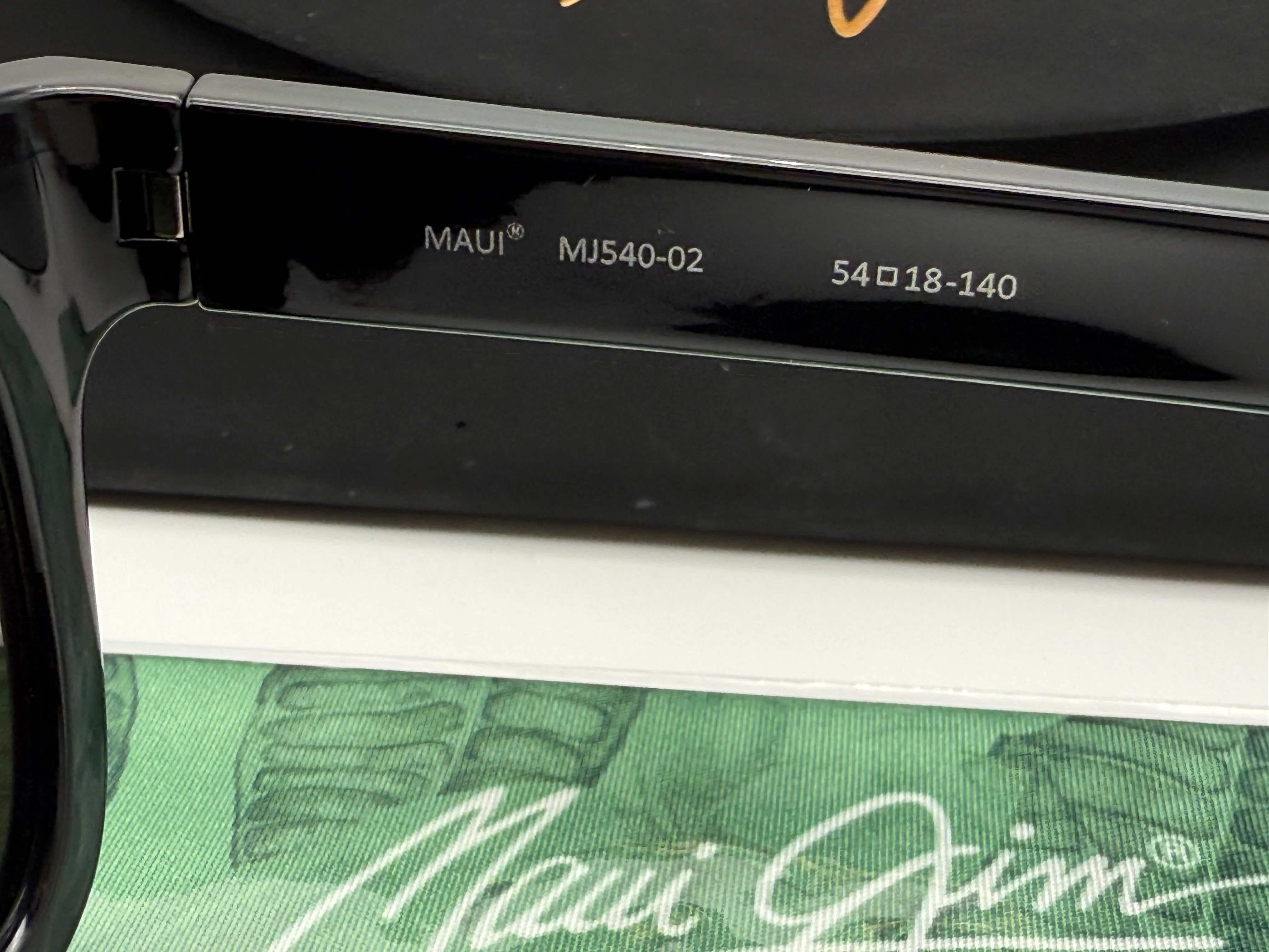 Maui Jim Mongoose 54mm Black / STG Natural Gray Polarized MJ540-02 Italy Missing Box - Image 6