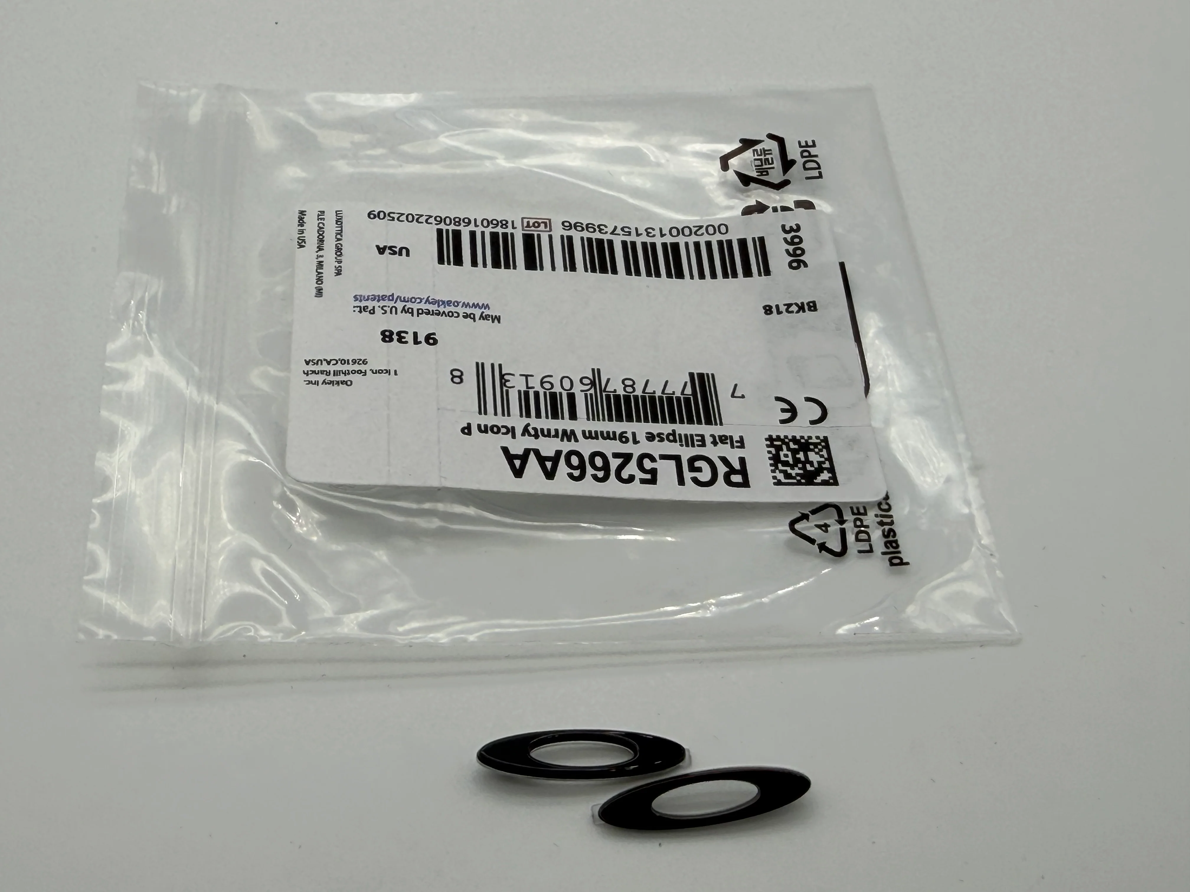 Oakley Drop Point Double Edge Ridgline Straight Back Replacement Icon Shiny Black - Image 2