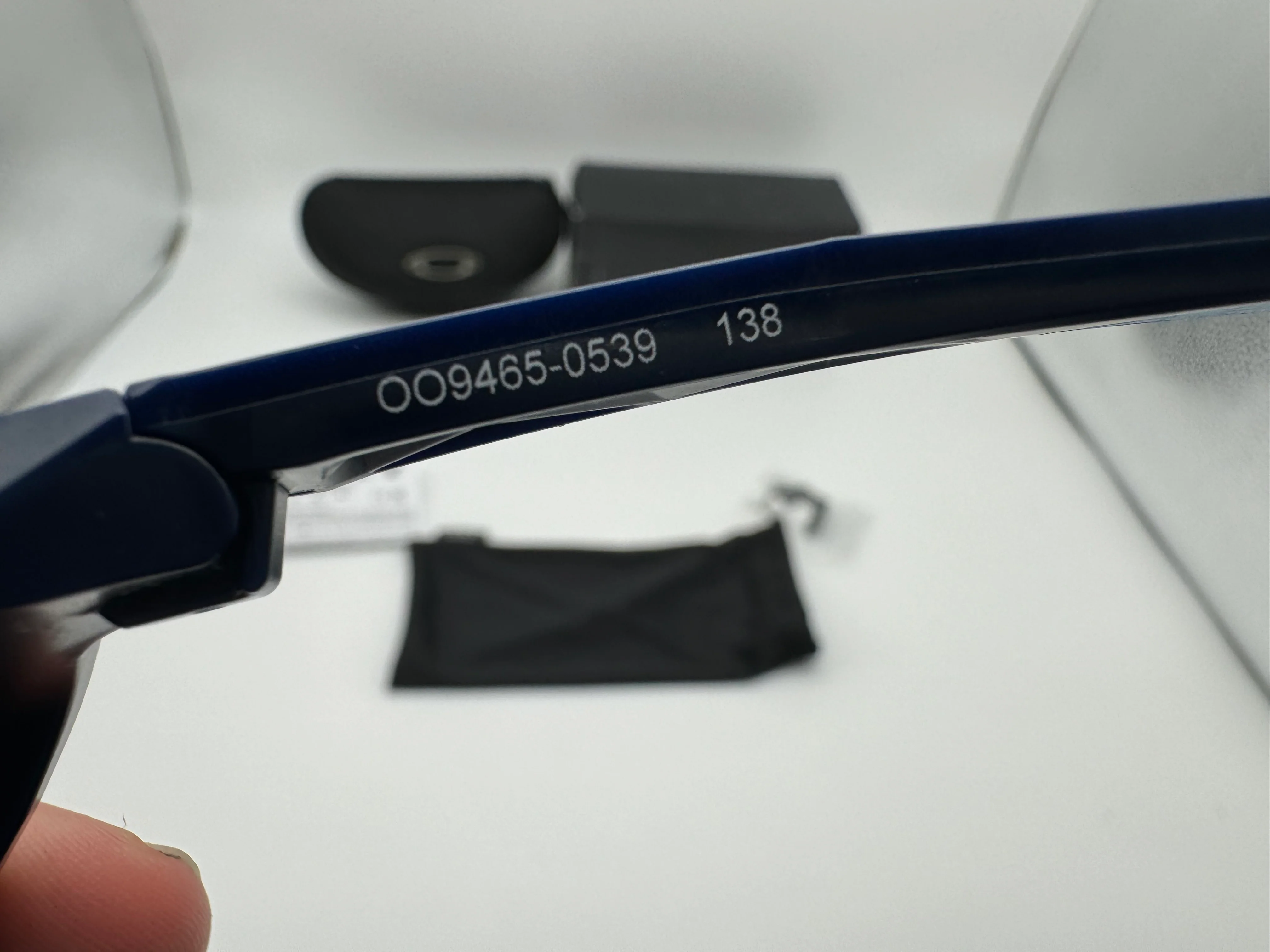 Oakley Sutro Lite Sweep Prizm Sapphire Matte Navy
OO9465-0539 NEW - Image 10