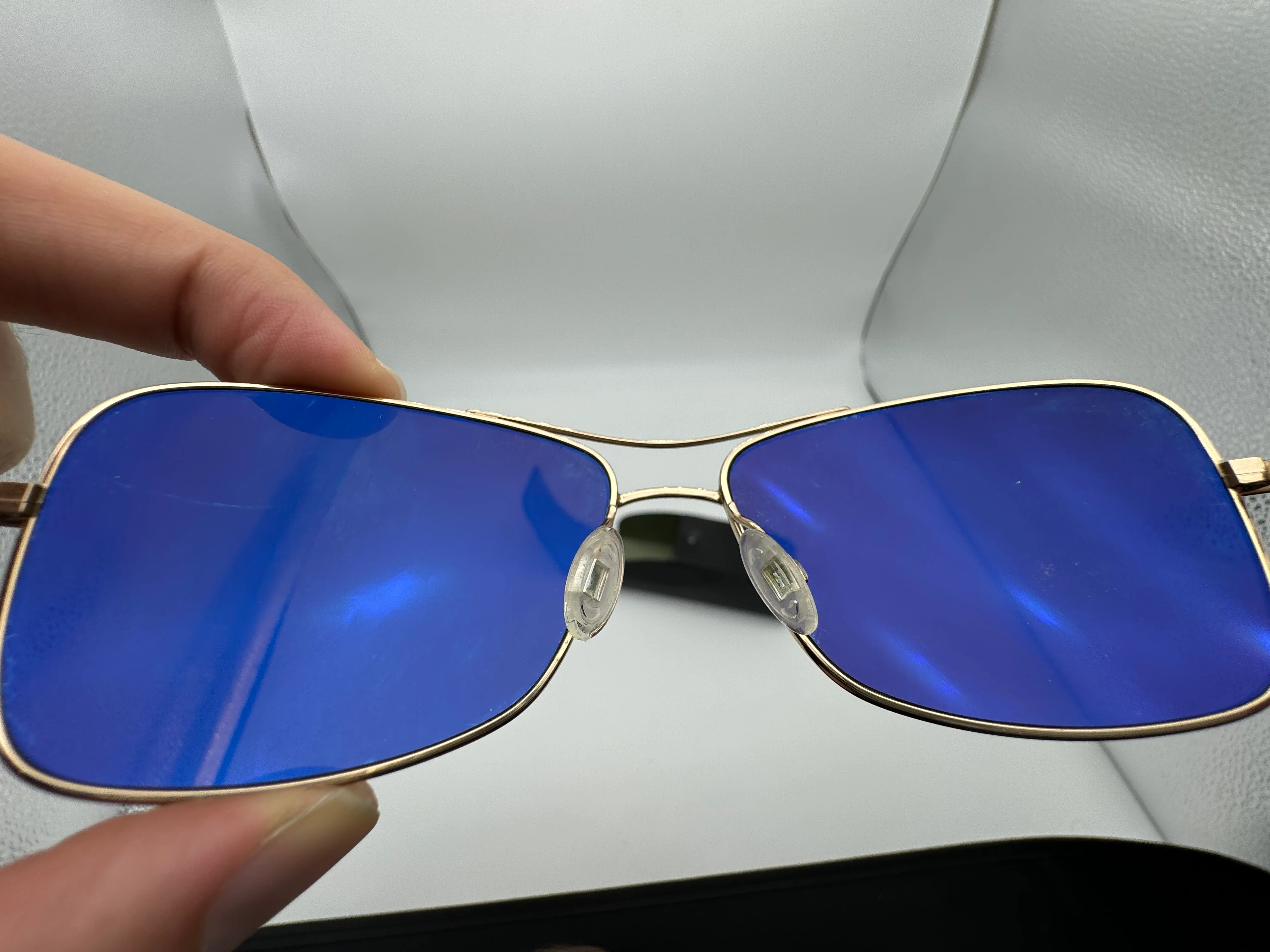 Oliver Peoples Sanford 57mm OV 1130 5132 / R9 VFX Polarized Lens Gold / Java Japan Preowned - Image 4