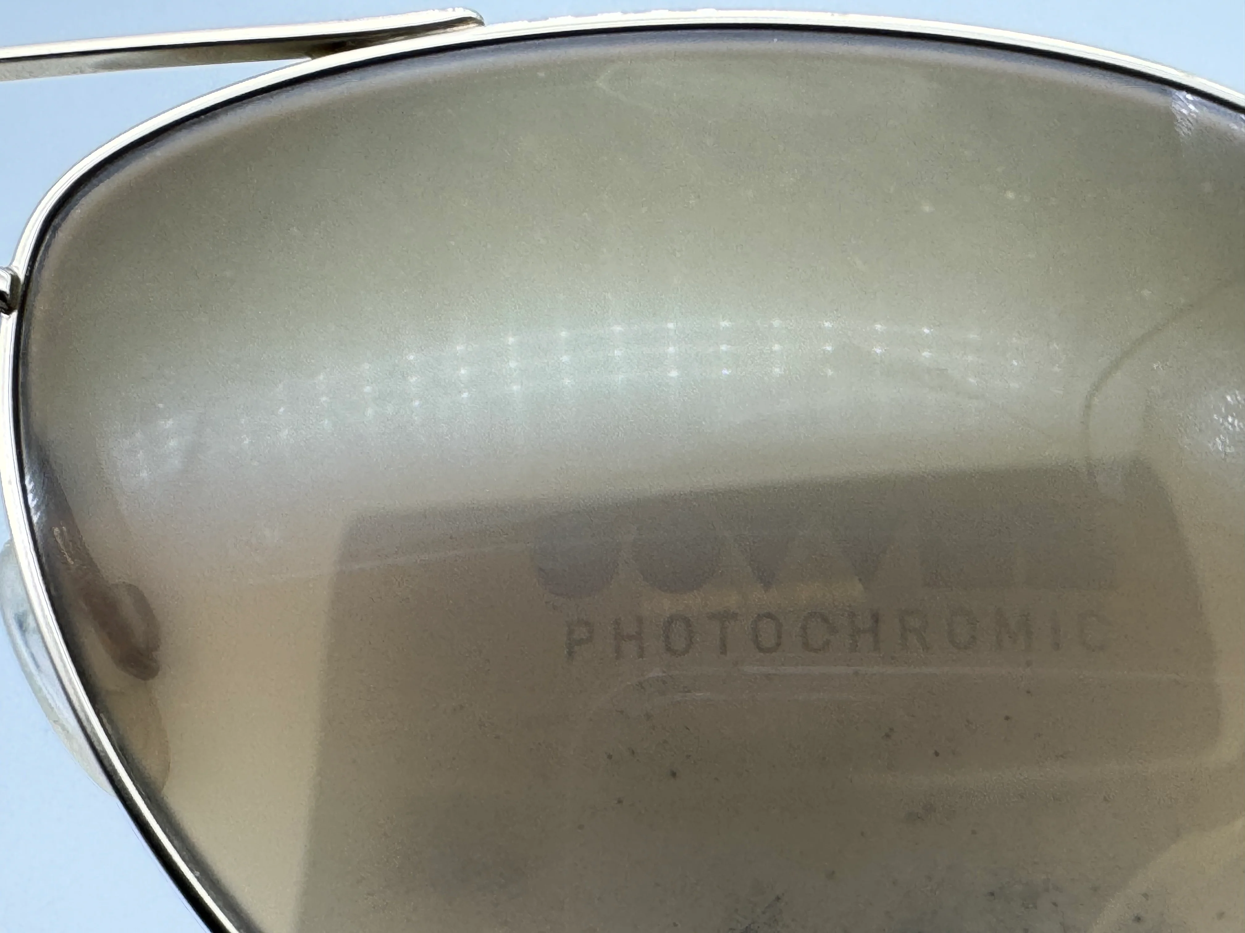 Oliver Peoples Benedict 62mm OV 1002 524251 Gold Gradient Brown Photochromic VFX Lens Preowned - Image 5
