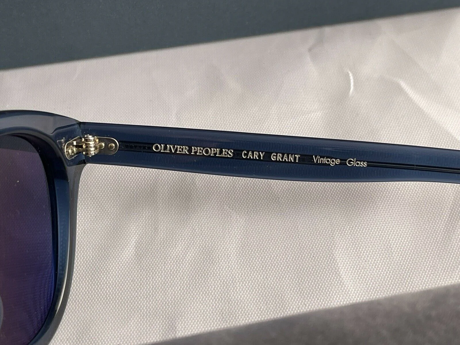 Oliver Peoples Cary Grant OV5413SU Sunglasses Blue / Carbon Gray size 50mm New - Image 6