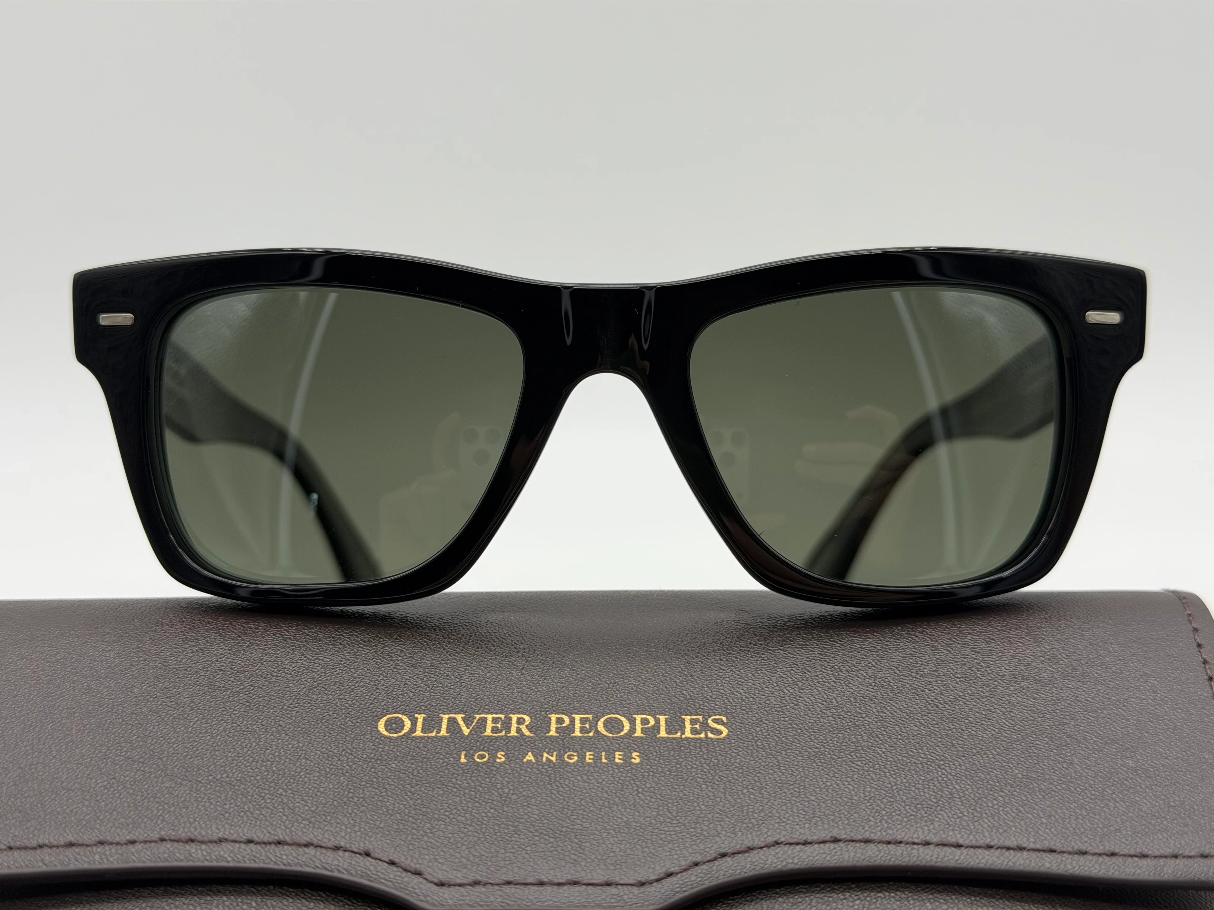 Oliver Peoples Oliver Sun 49mm OV 5393 SU Black/G-15 Polarized 1492/P1 Sunglasses Italy Preowned - Image 3