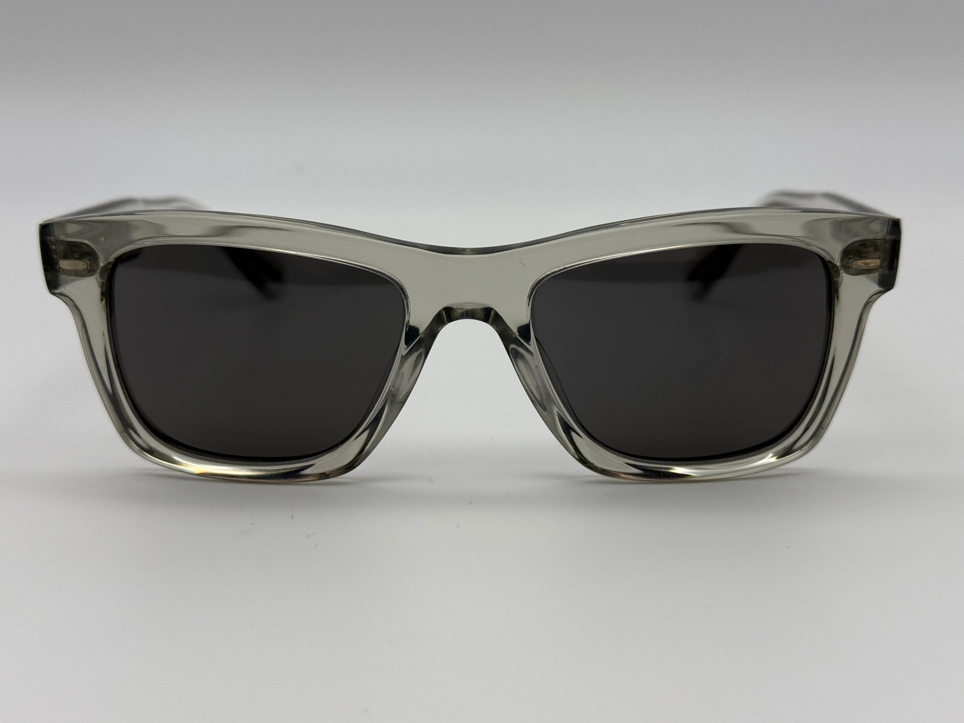 Oliver Peoples Oliver Sun 51mm Black Diamond / Carbon Gray OV 5393 SU 1669R5 Preowned - Image 3