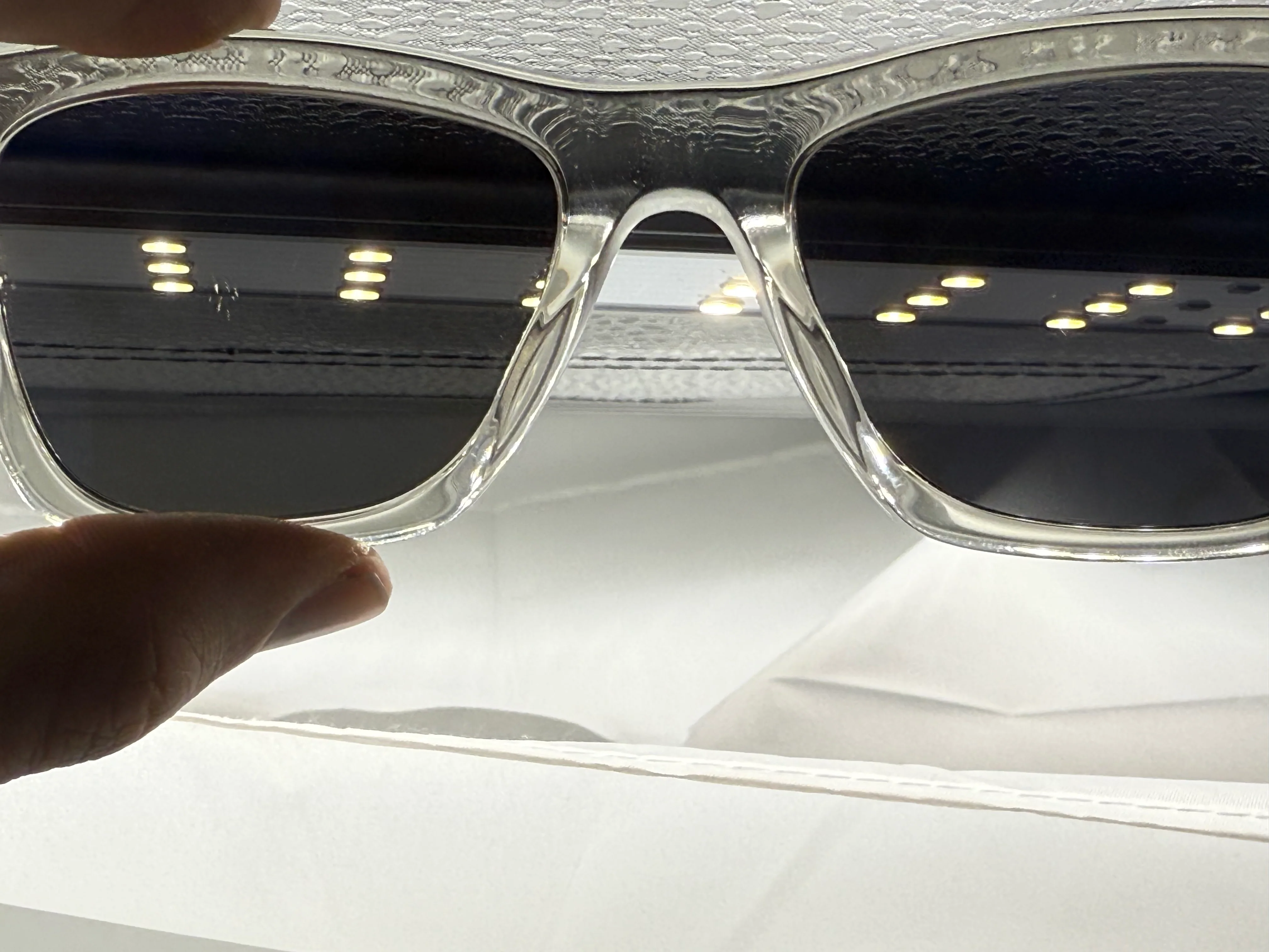 Oliver Peoples Oliver Sun 51mm Black Diamond / Carbon Gray OV 5393 SU 1669R5 Preowned - Image 8