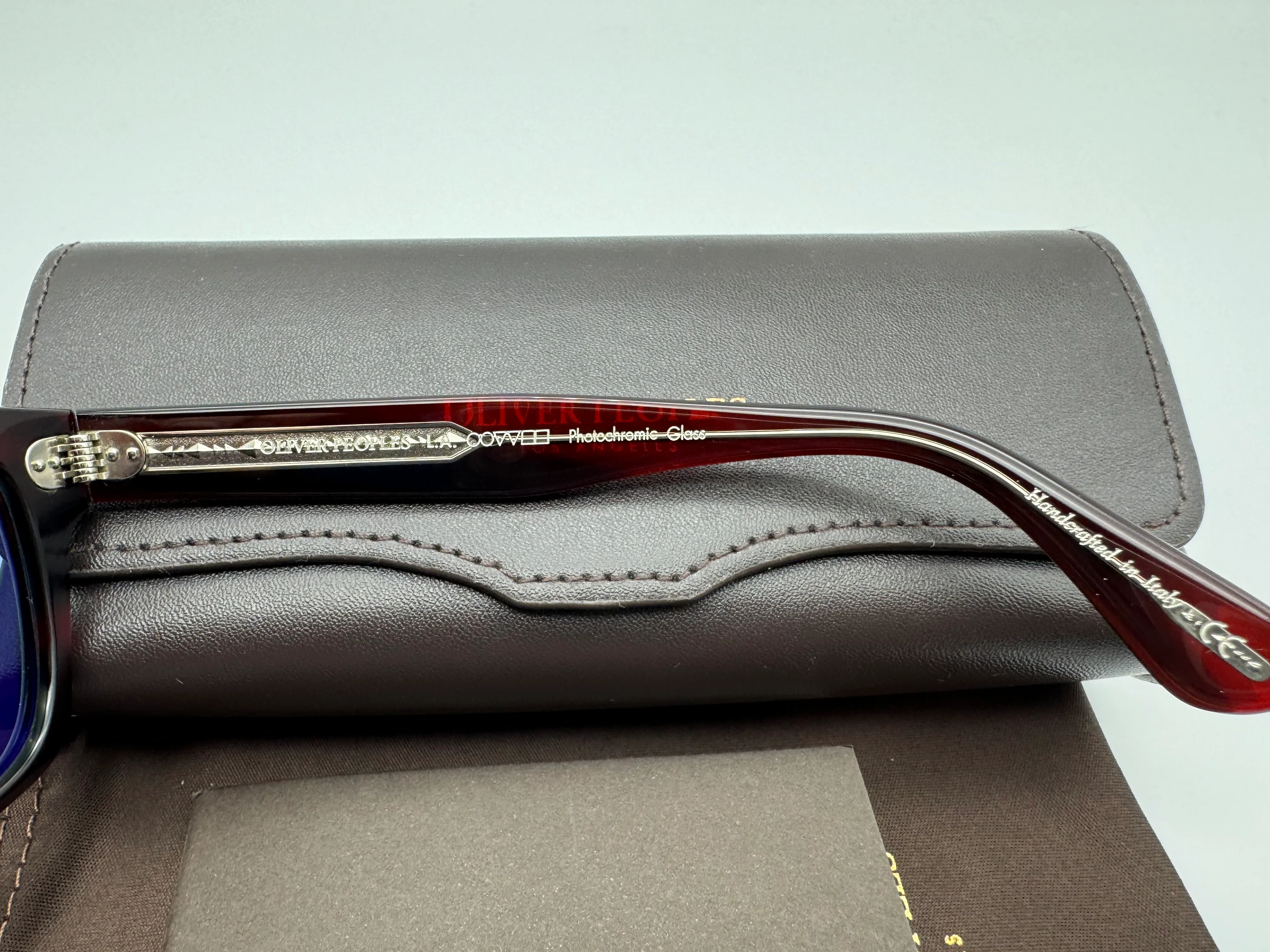 Oliver Peoples OLIVER SUN OV 5393SU 49mm Bordeaux Bark / Photochromic Sunglasses Italy Open Box - Image 6