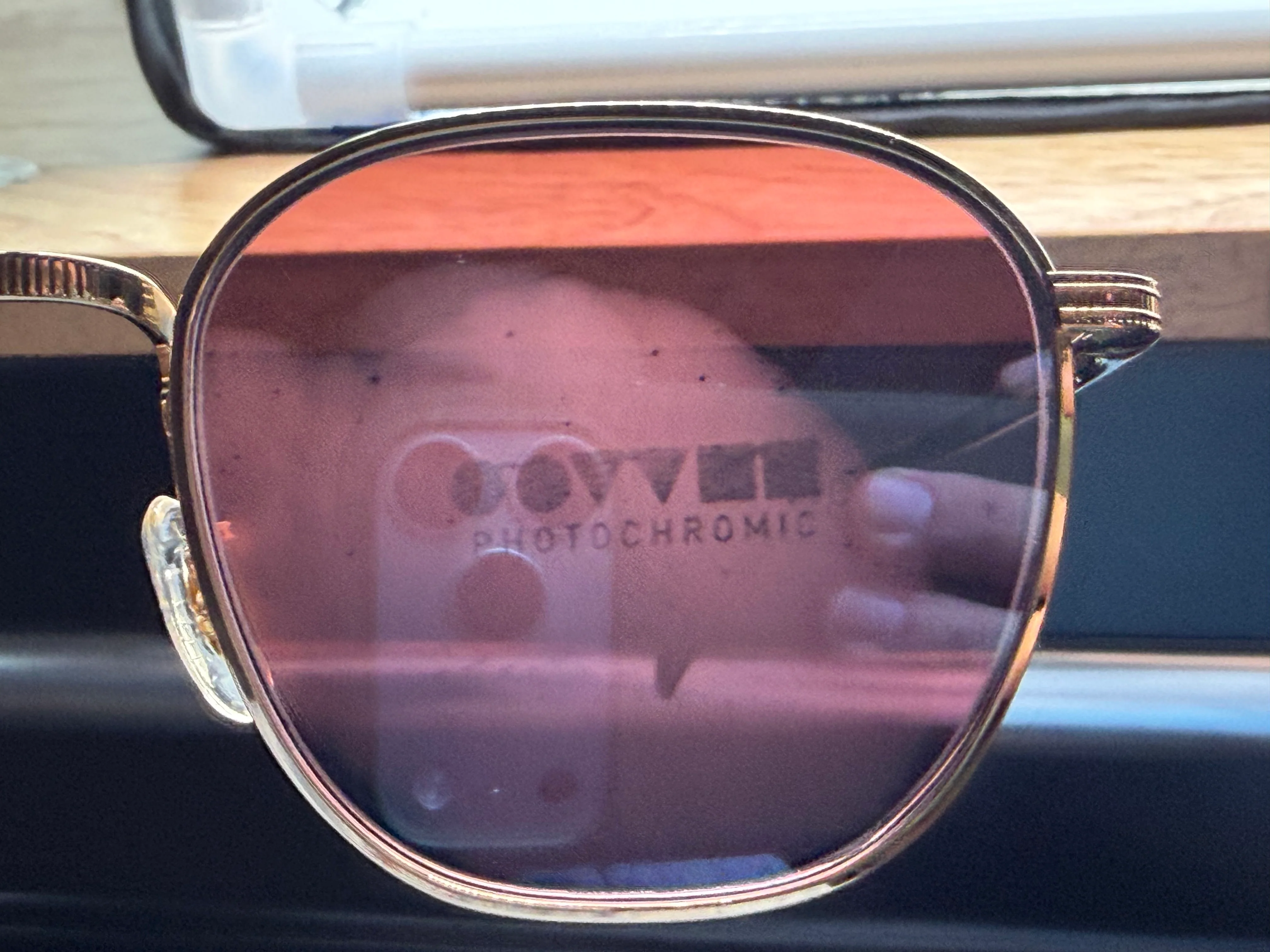 Oliver Peoples Rynn 49mm Gold Titanium / Magenta Photochromic Crystal Japan OV 1329 ST Preowned - Image 13
