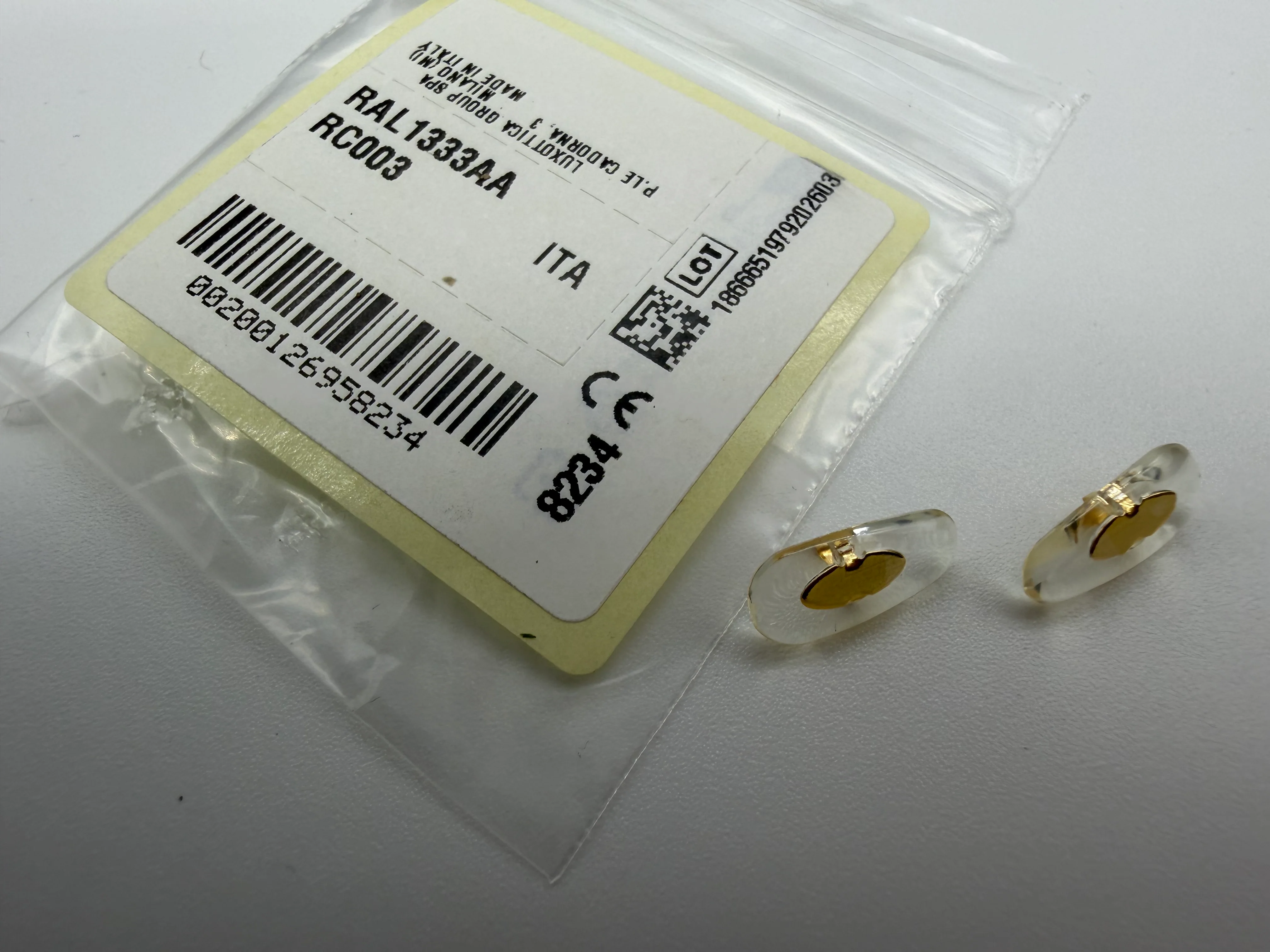 Oliver Peoples Sunglasses Eyeglasses Gold Replacement Nose Pads Clip Crimp on - Image 2