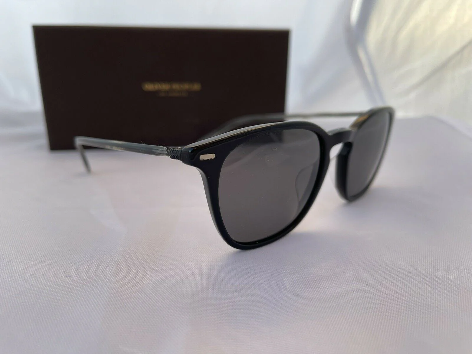 Oliver Peoples Heaton OV5364SU 1005K8 51mm Black / Dark Grey Polarized $492 MSRP - Image 6