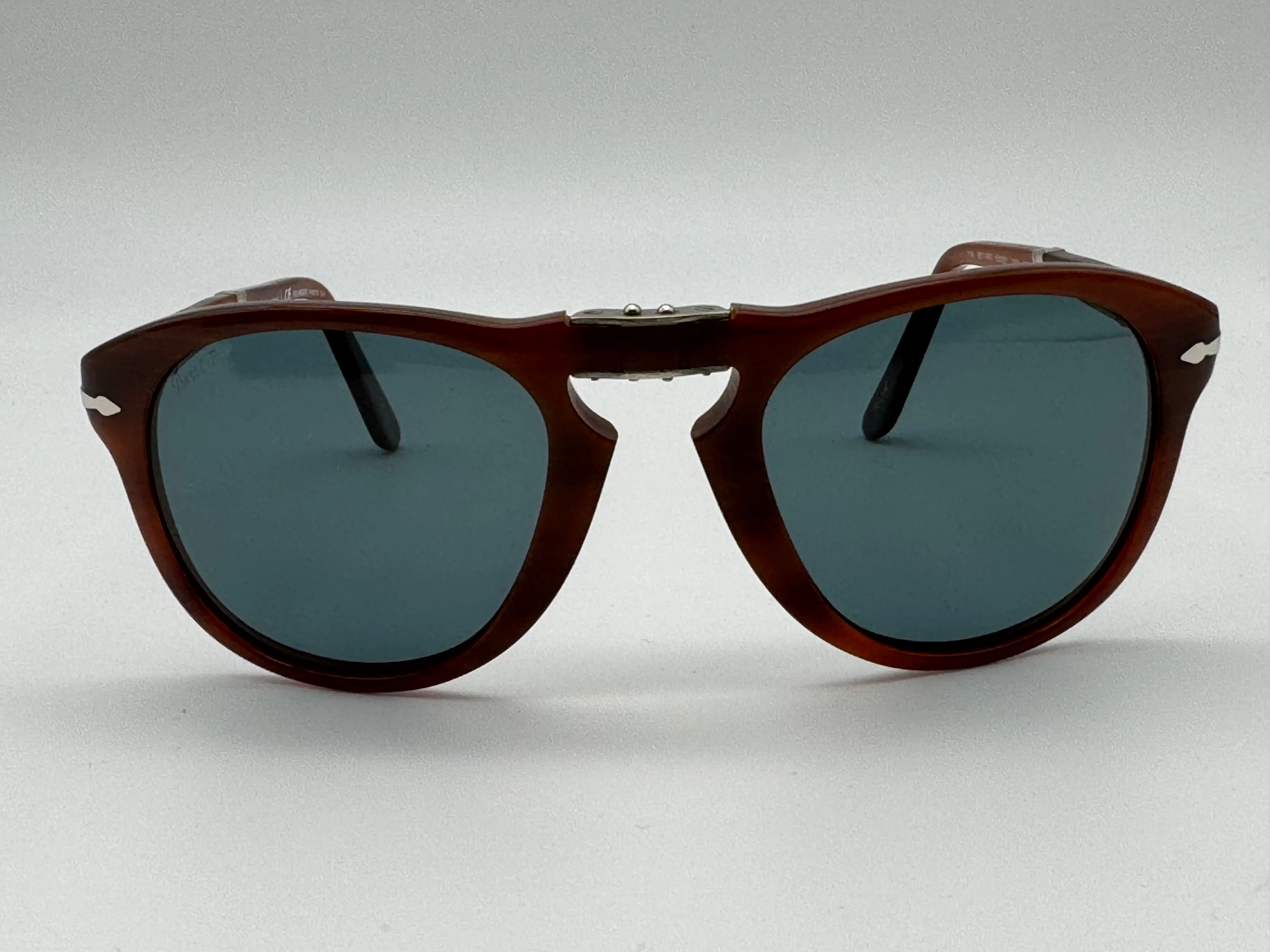 Persol PO 714 52mm Rare Striped Nut / Blue Polarized Photochromic Lens 957 / 4N Folding Italy Preowned - Image 15