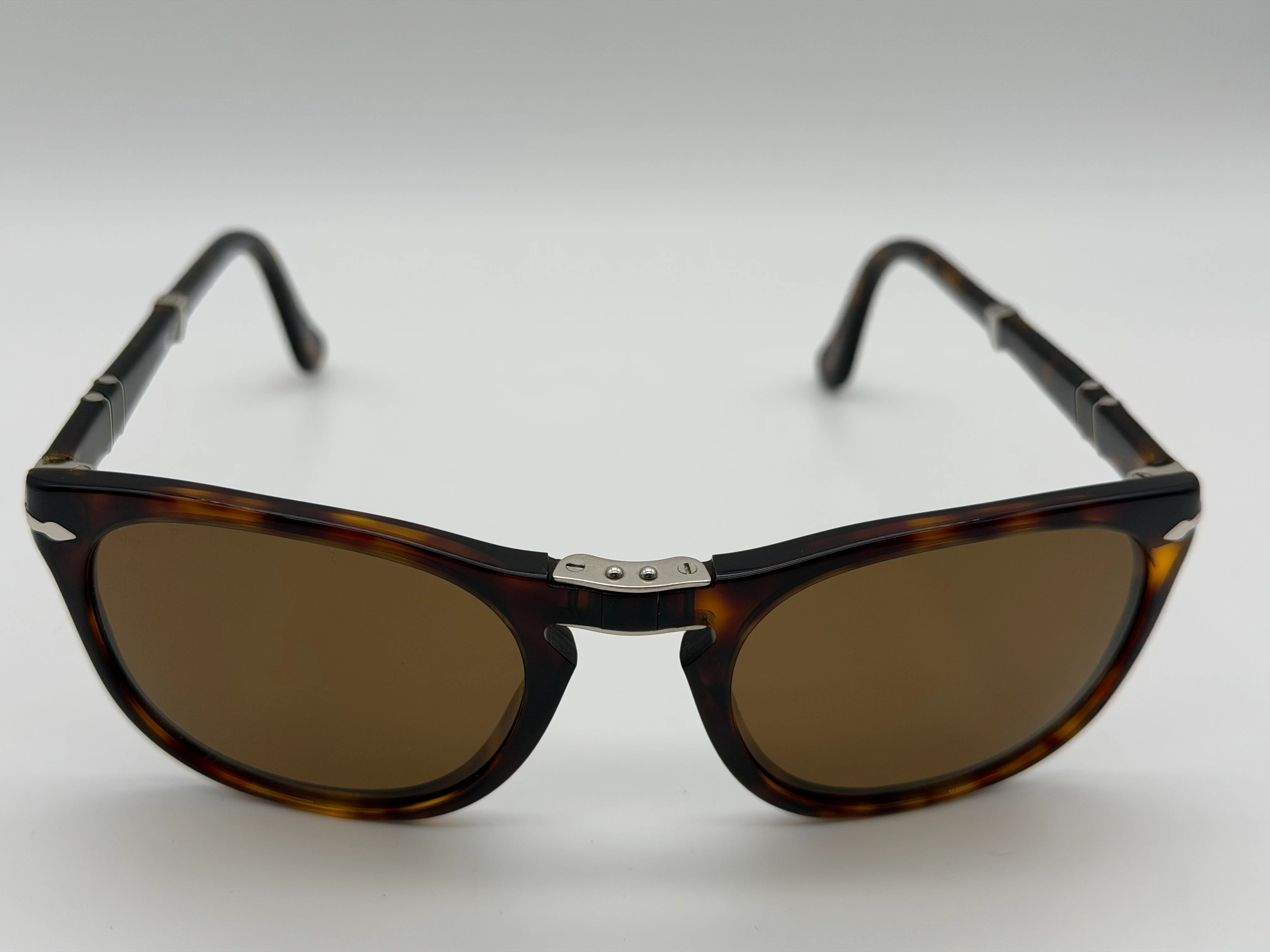 Persol PO 3028 52mm Folding Havana / Brown Polarized 24 / 57 Italy Preowned - Image 2