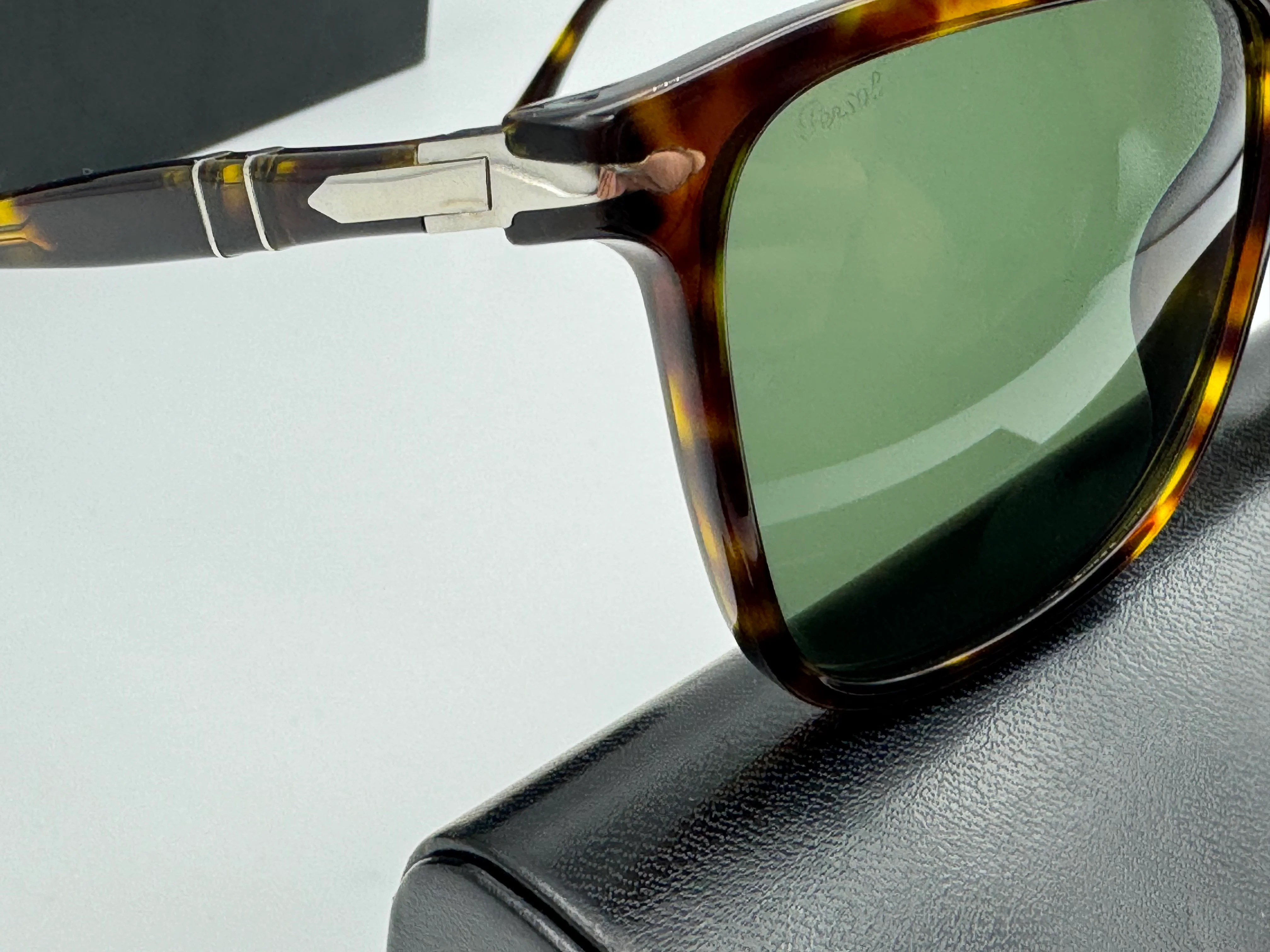 Persol PO 3225 56mm 24/31 Tortoise Green NEW - Image 11