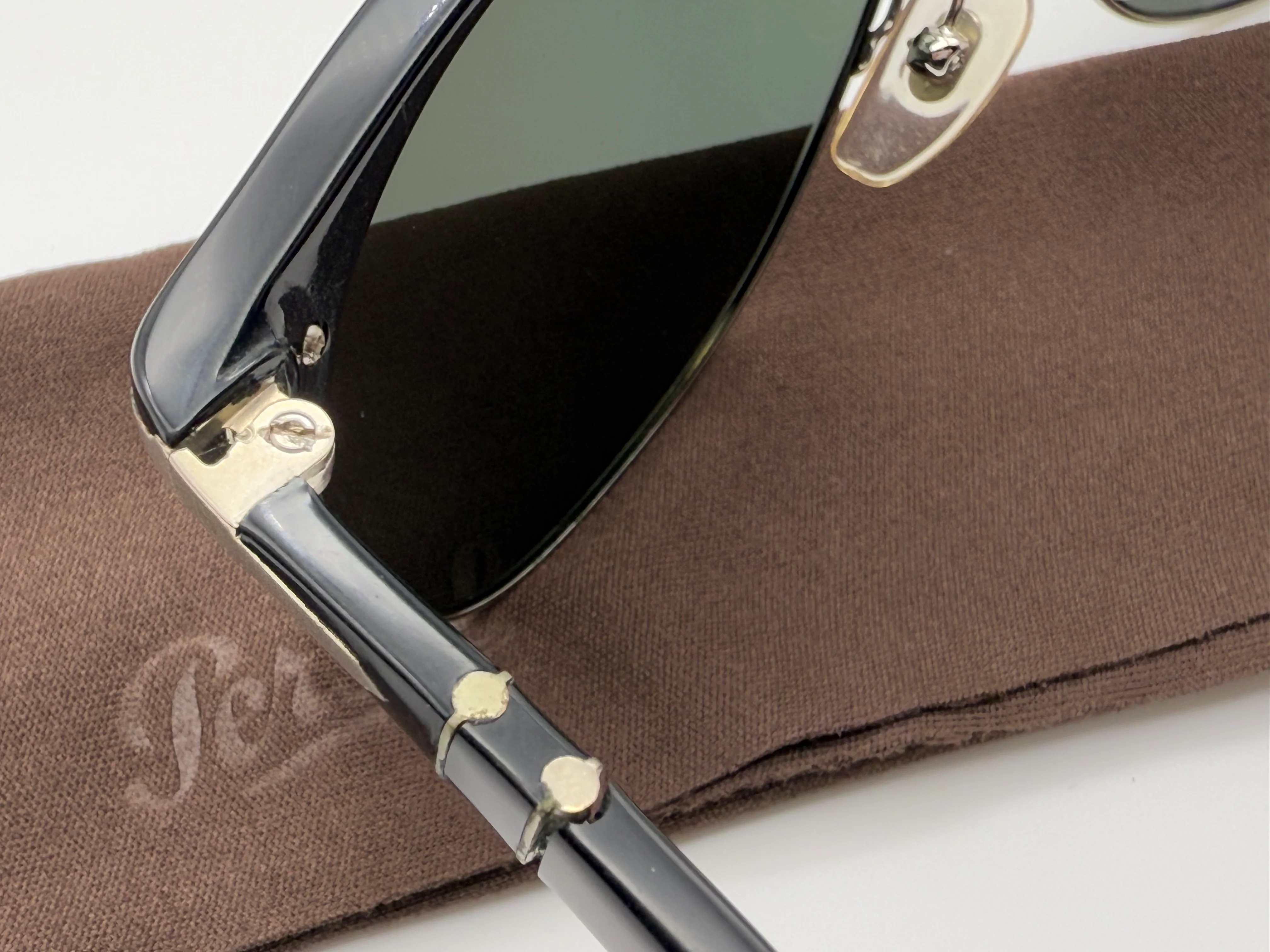Persol PO 8649 56mm 95/58 Black / Green Polarized lens Italy Preowned - Image 8