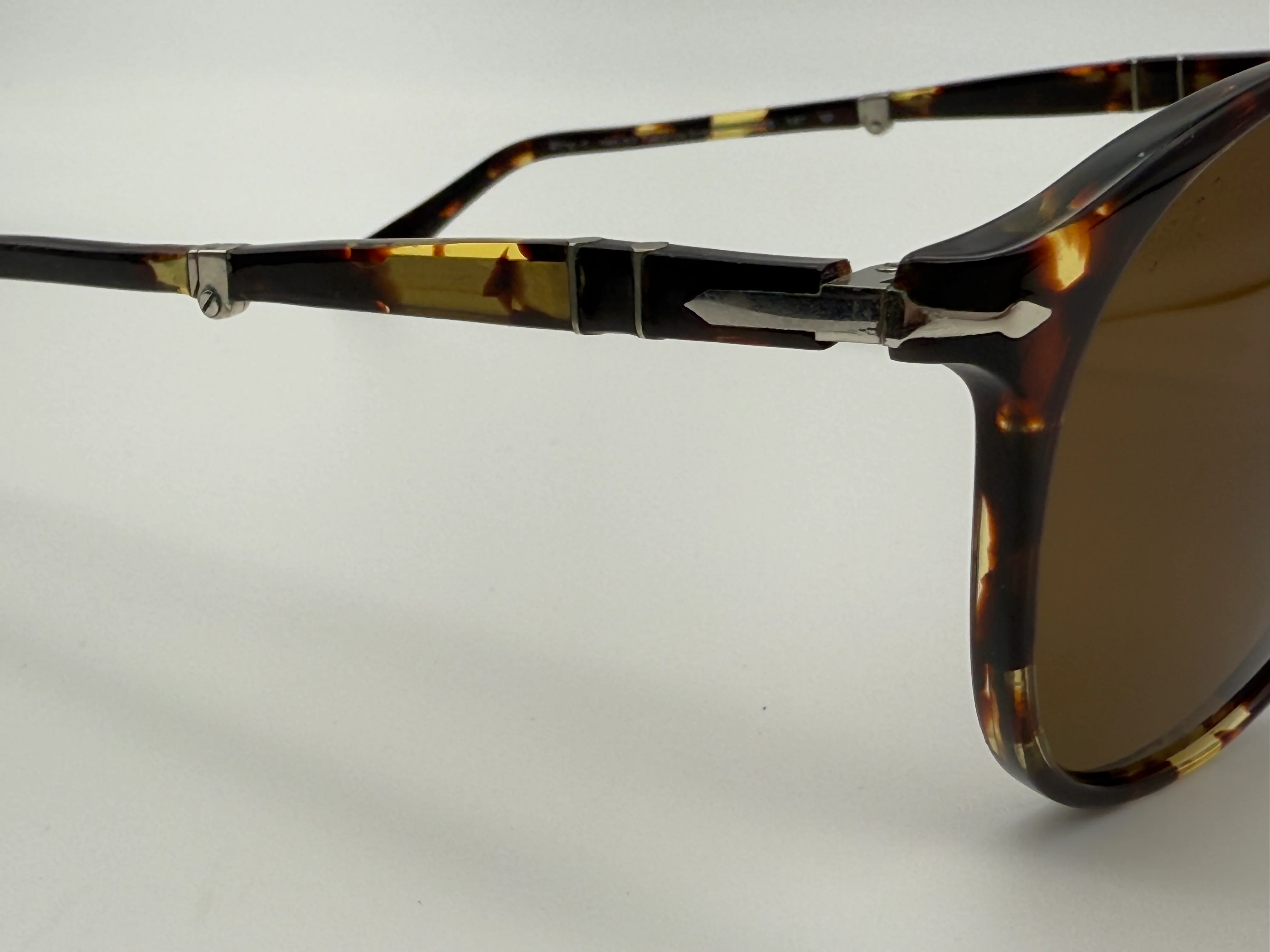 Persol PO 9714 55mm 985 / 57 Tabacco Virginia / Brown Polarized Italy Preowned - Image 8