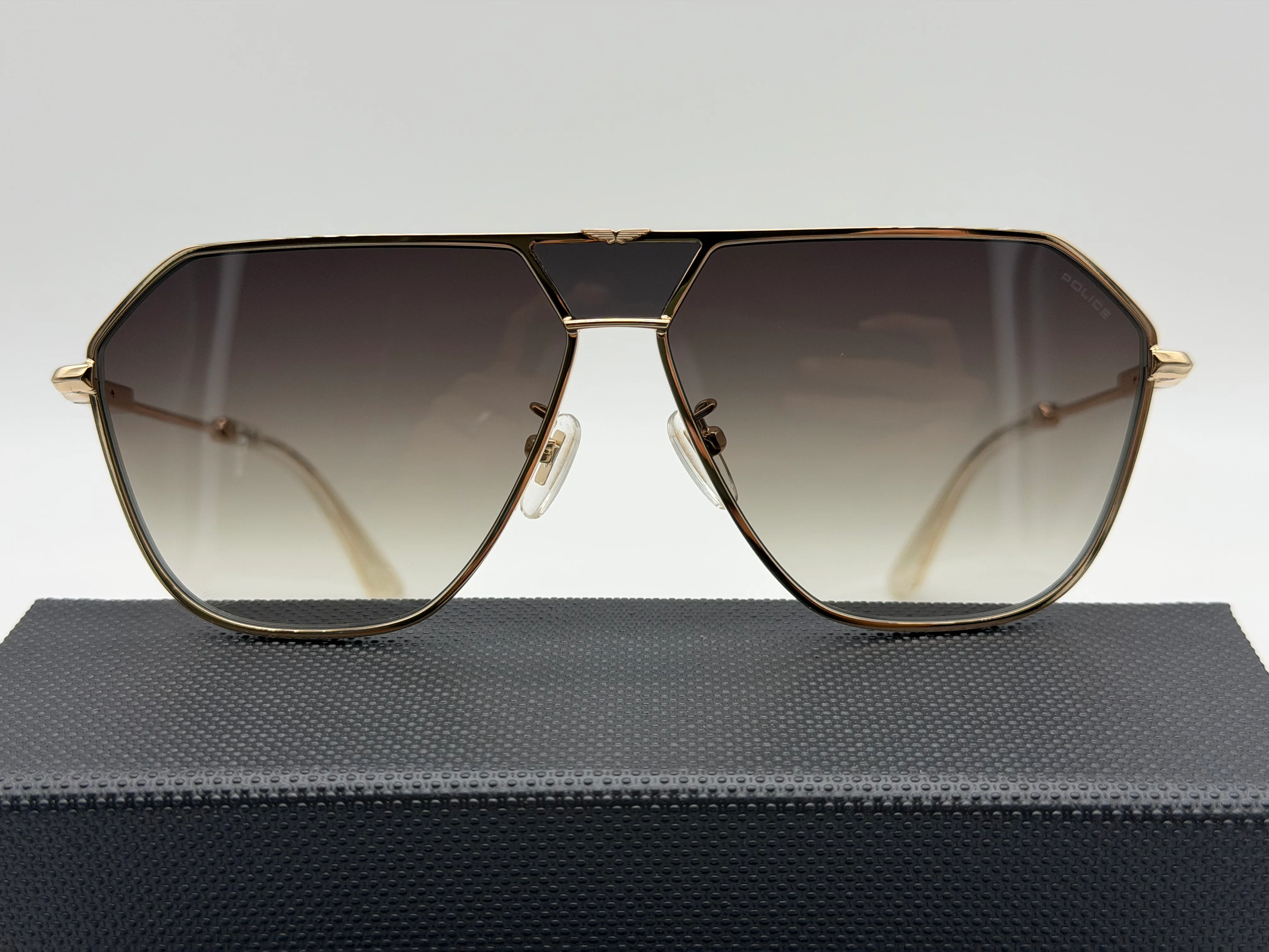 Police Sunglasses Horizon 8 62mm Gold / Brown Gradient SPLL89 300Y NEW - Image 2