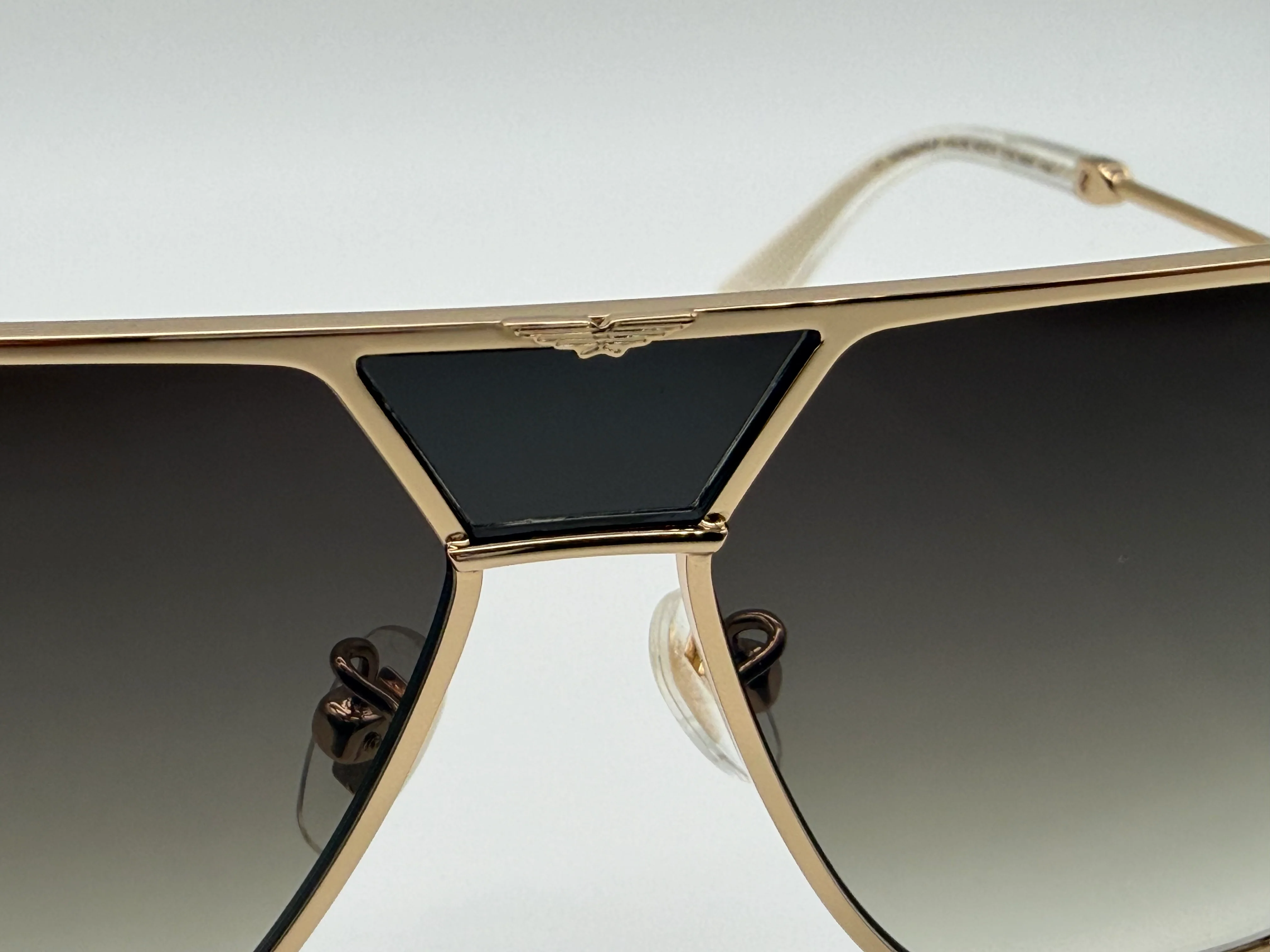 Police Sunglasses Horizon 8 62mm Gold / Brown Gradient SPLL89 300Y NEW - Image 4