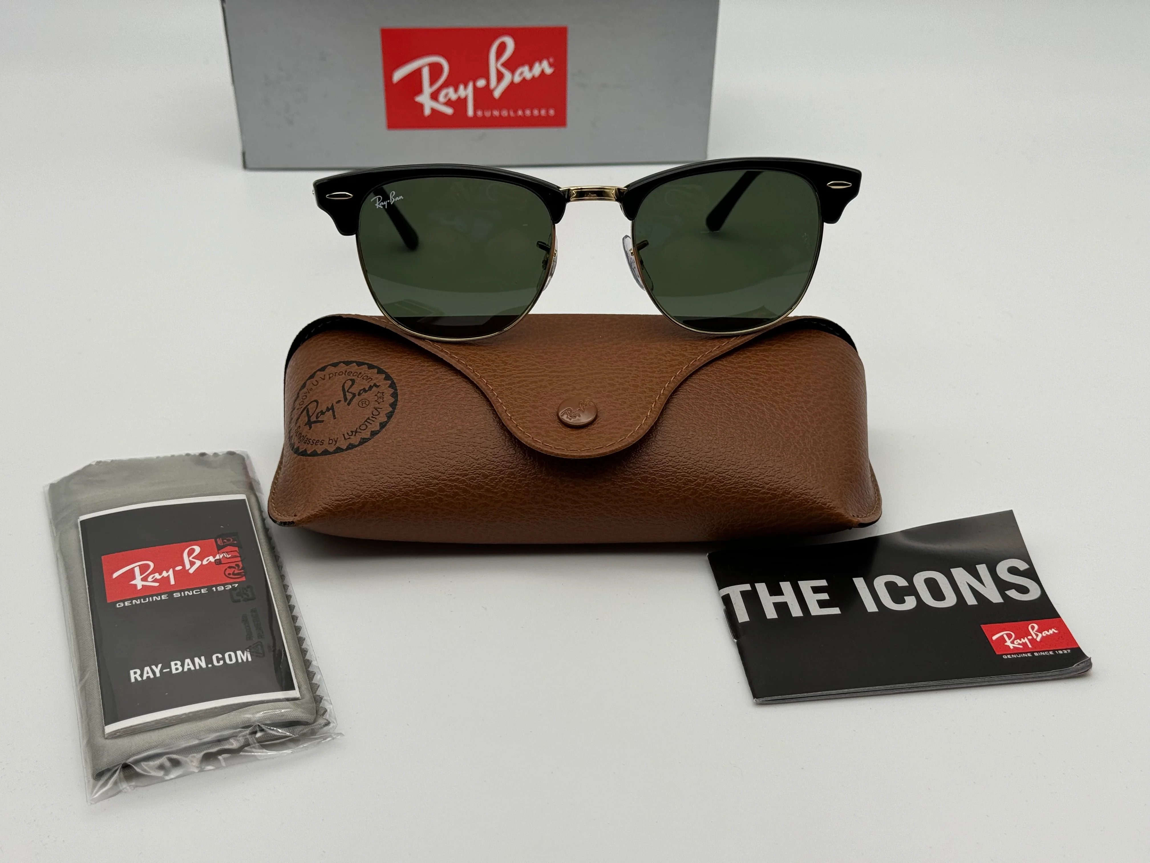 Ray-Ban Clubmaster 51mm Black / Gold G-15 W0365 RB3016 Italy New - Image 3