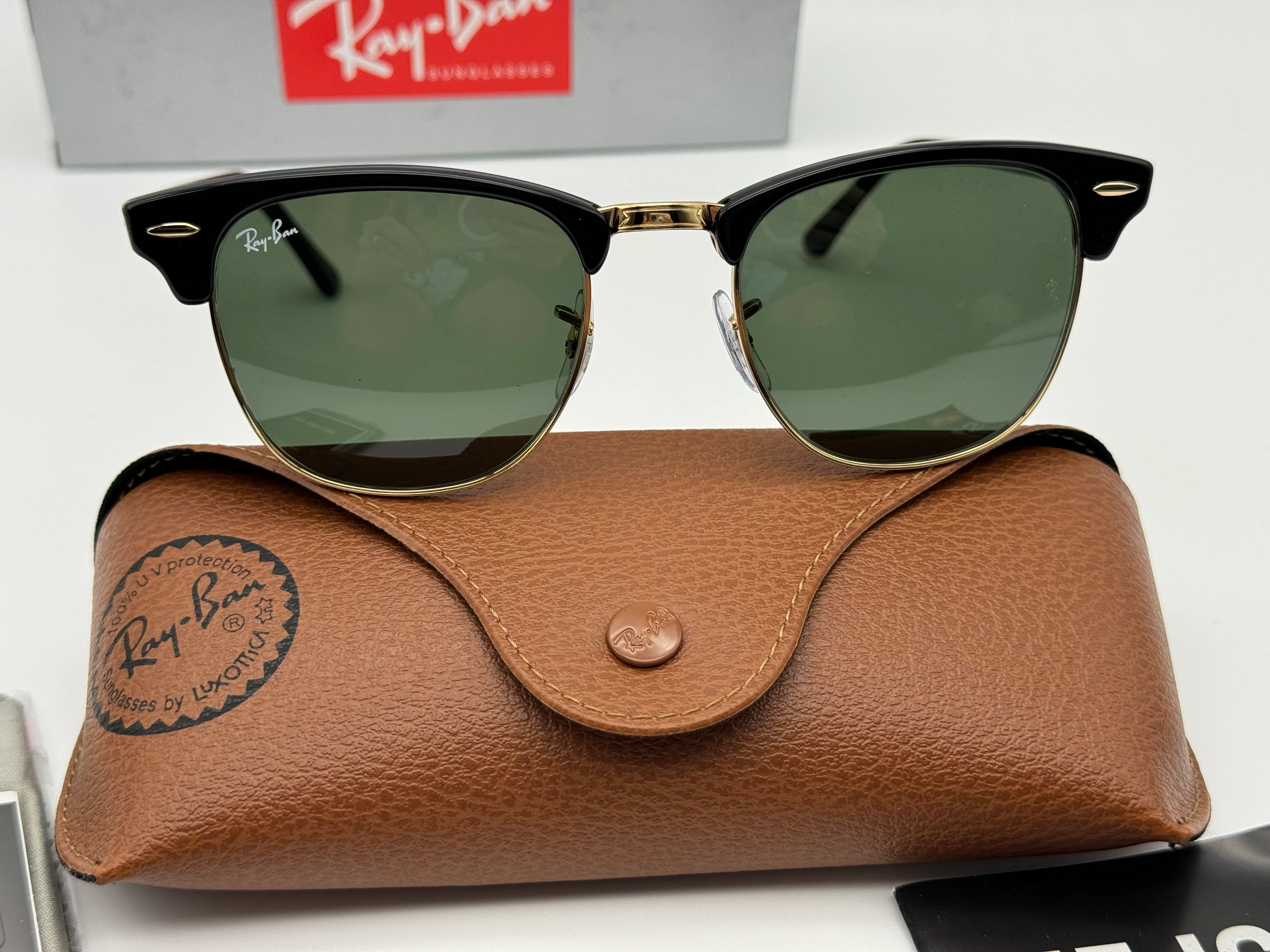Ray-Ban Clubmaster 51mm Black / Gold G-15 W0365 RB3016 Italy New - Image 4