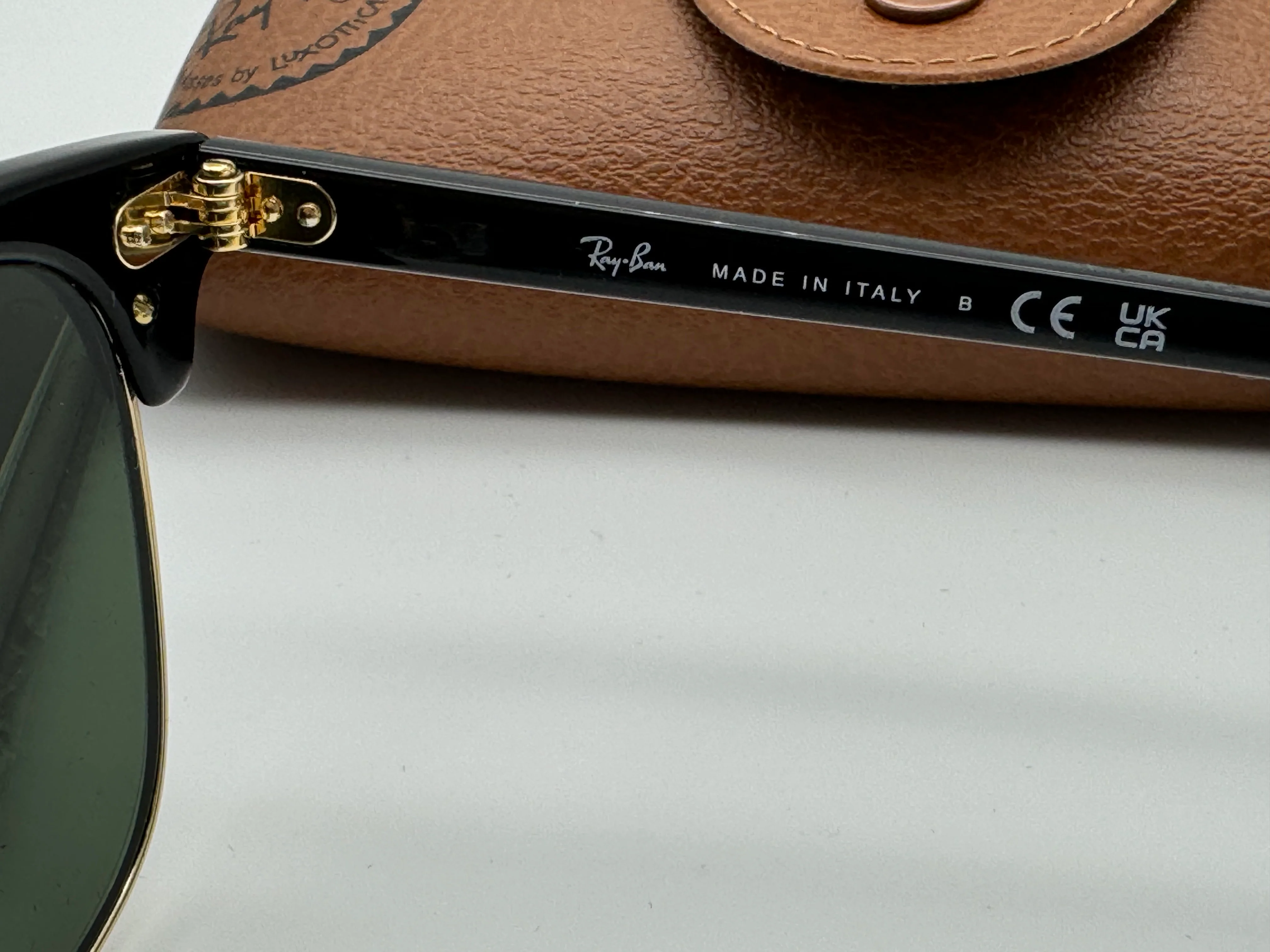 Ray-Ban Clubmaster 51mm Black / Gold G-15 W0365 RB3016 Italy New - Image 8