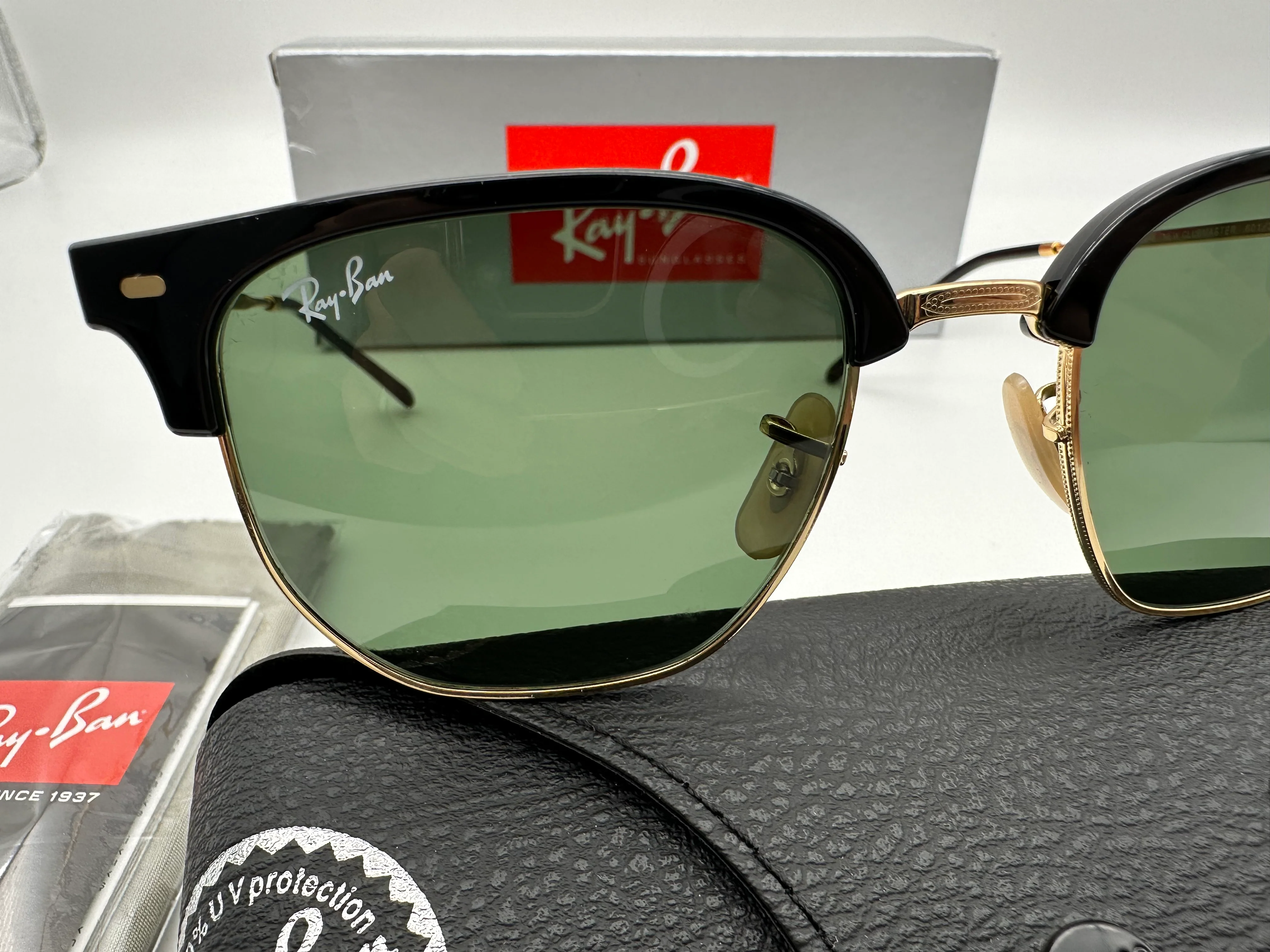 Ray Ban New Clubmaster RB 4416 601/31 51mm Black On Gold Green Classic Glass Lenses - Image 3