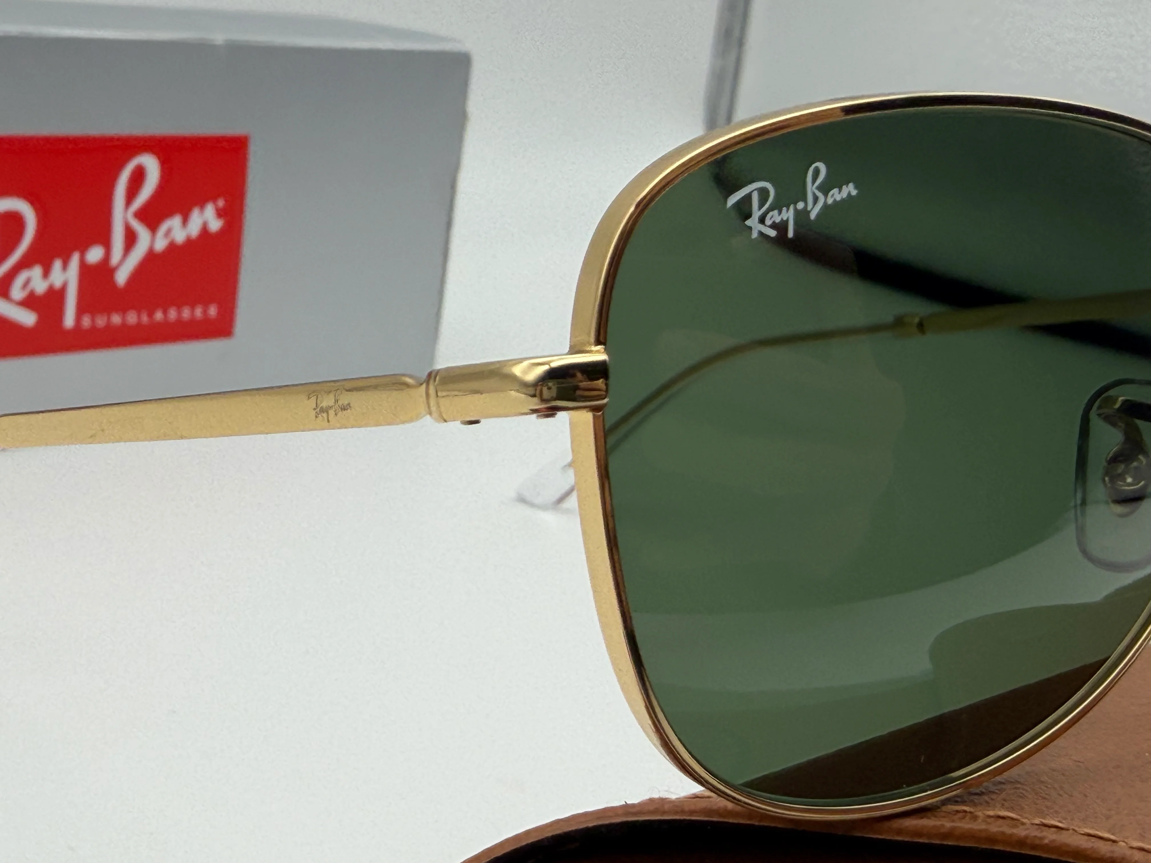 Ray-Ban RB 3733 59mm Gold / G-15 Glass Lens 001/31 NEW - Image 3