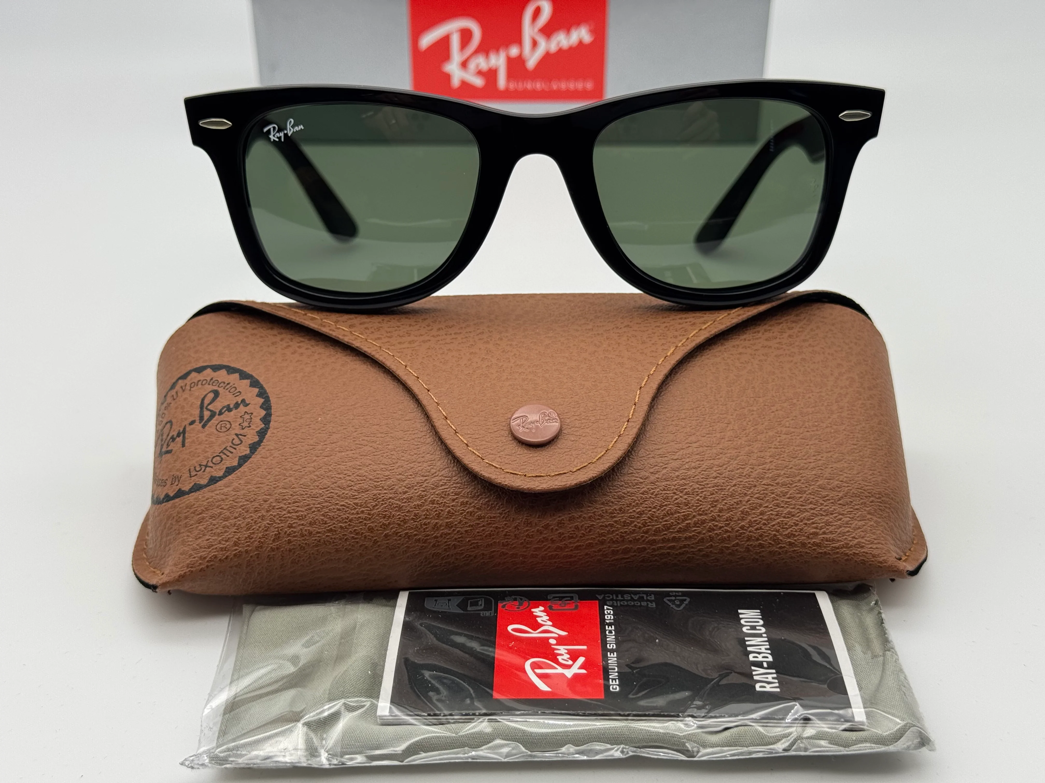 Ray-Ban Wayfarer Ease 50mm Black / G 15 Green RB 4340 601 Italy NEW - Image 4
