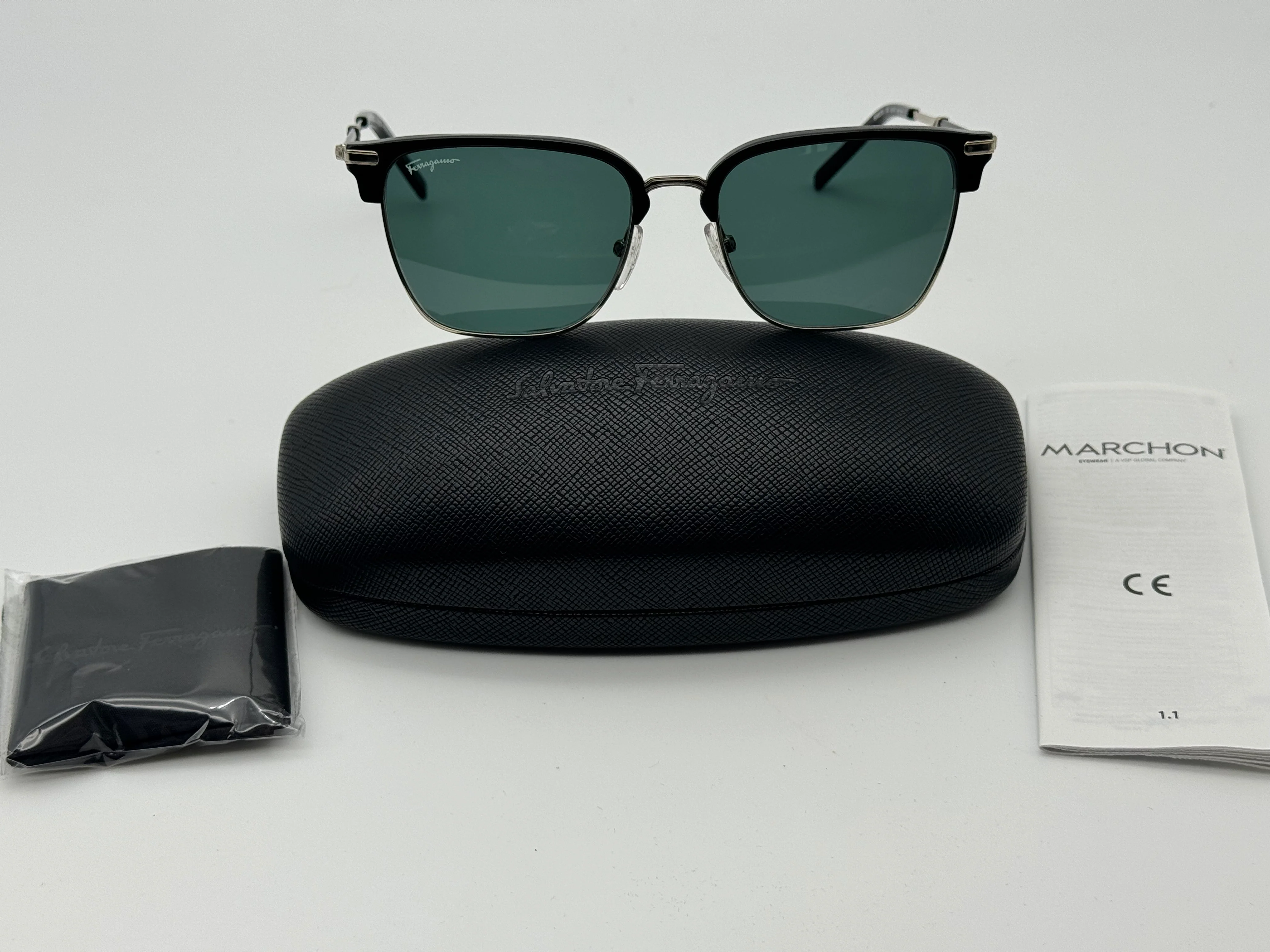 Salvatore Ferragamo SF 227s 703 53mm Light Gold/Black New Open Box