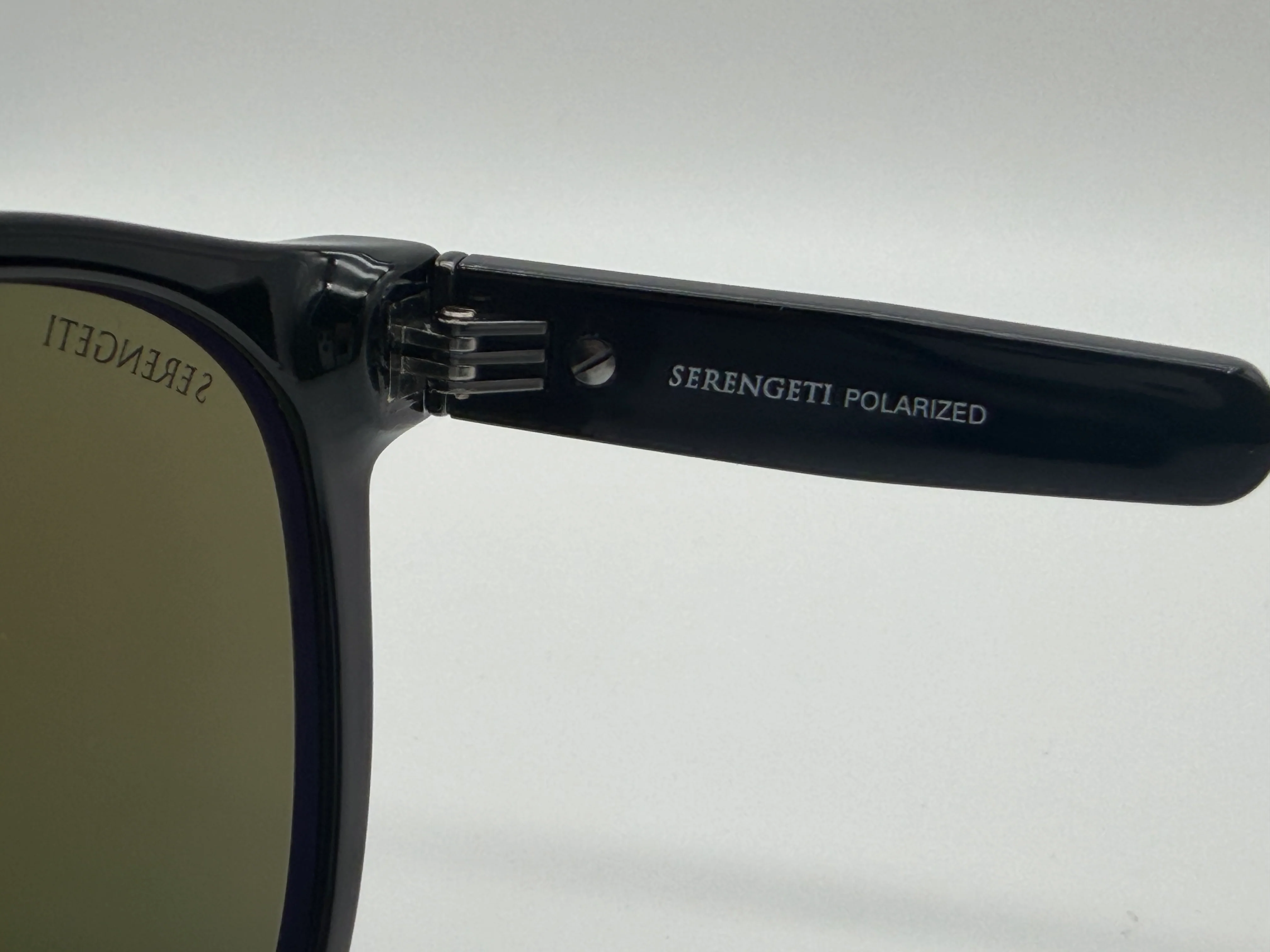 Serengeti Amboy 53mm  SS530001 Shiny Black/Mineral Photochromic Polarized 555nm Italy Open Box - Image 9