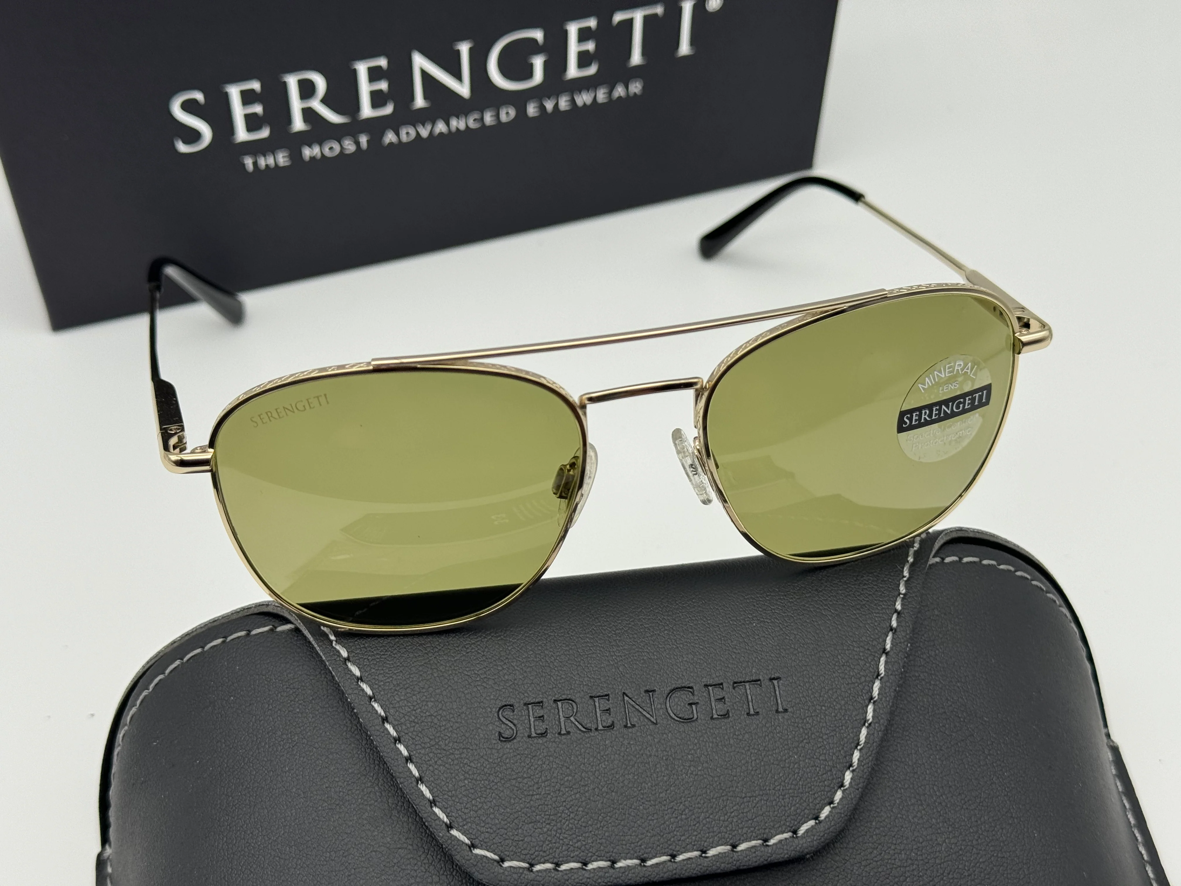 Serengeti Carroll Shiny Light Gold 53mm Photochromic 555nm None Polarized Italy New - Image 2