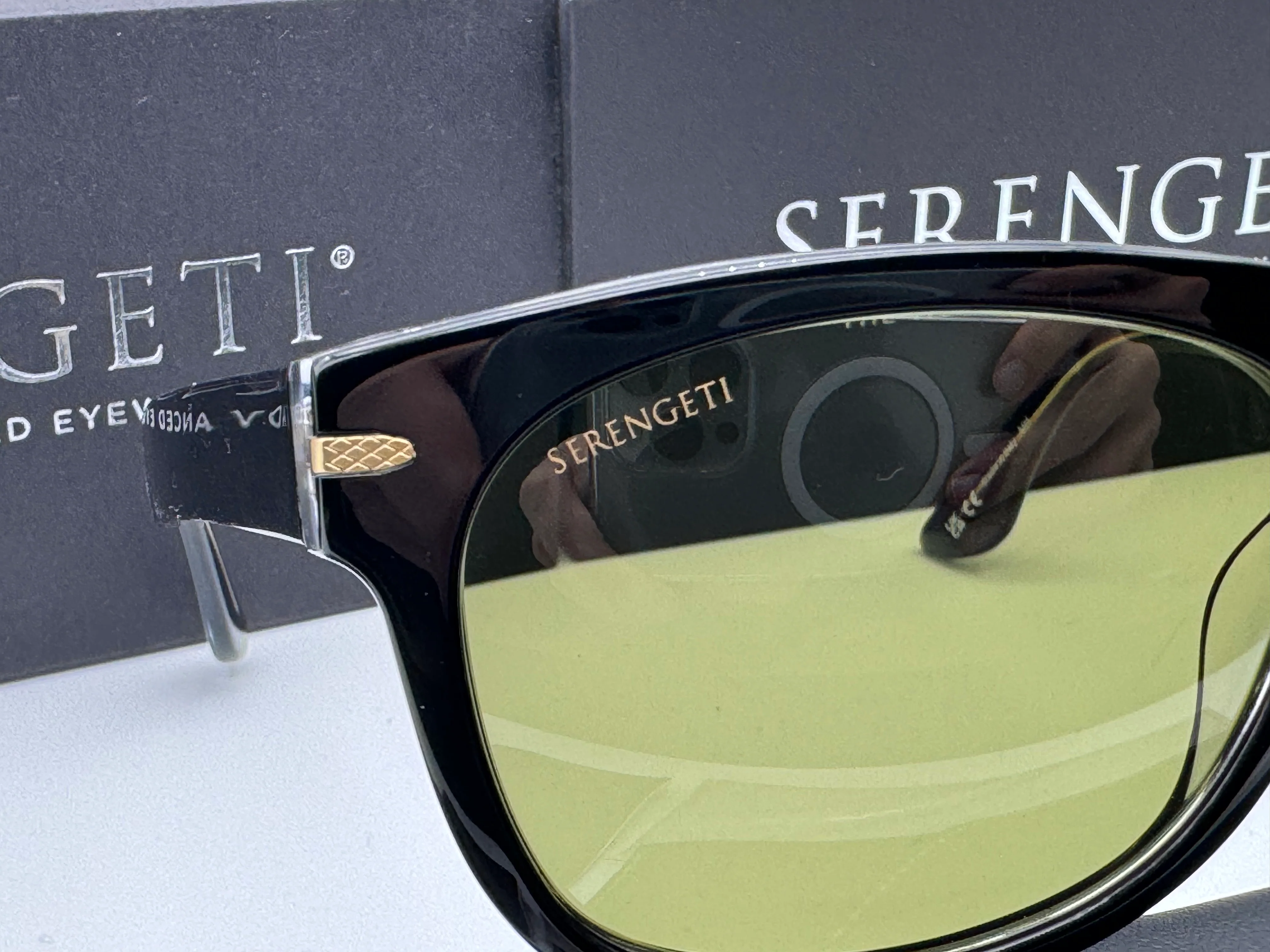 Serengeti FOYT Large 58mm Shiny Black Transparent Polarized 555nm Photochromic SS550003 NEW - Image 4