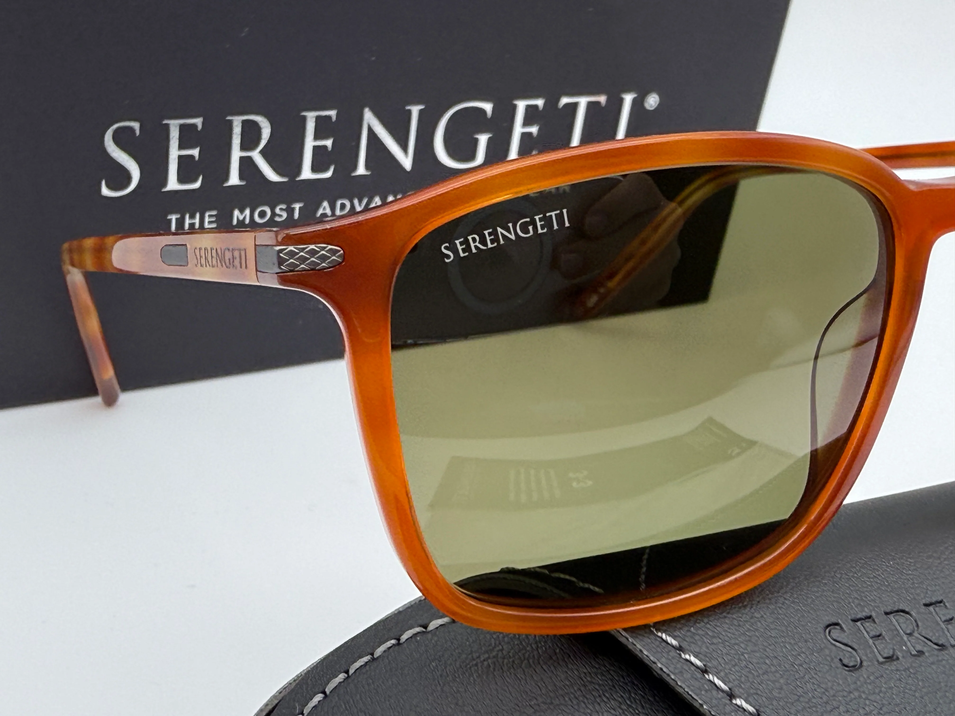 Serengeti Lenwood 57mm Shiny Caramel / Polarized 555nm mineral glass photochromic lens 8932 Italy NEW - Image 4