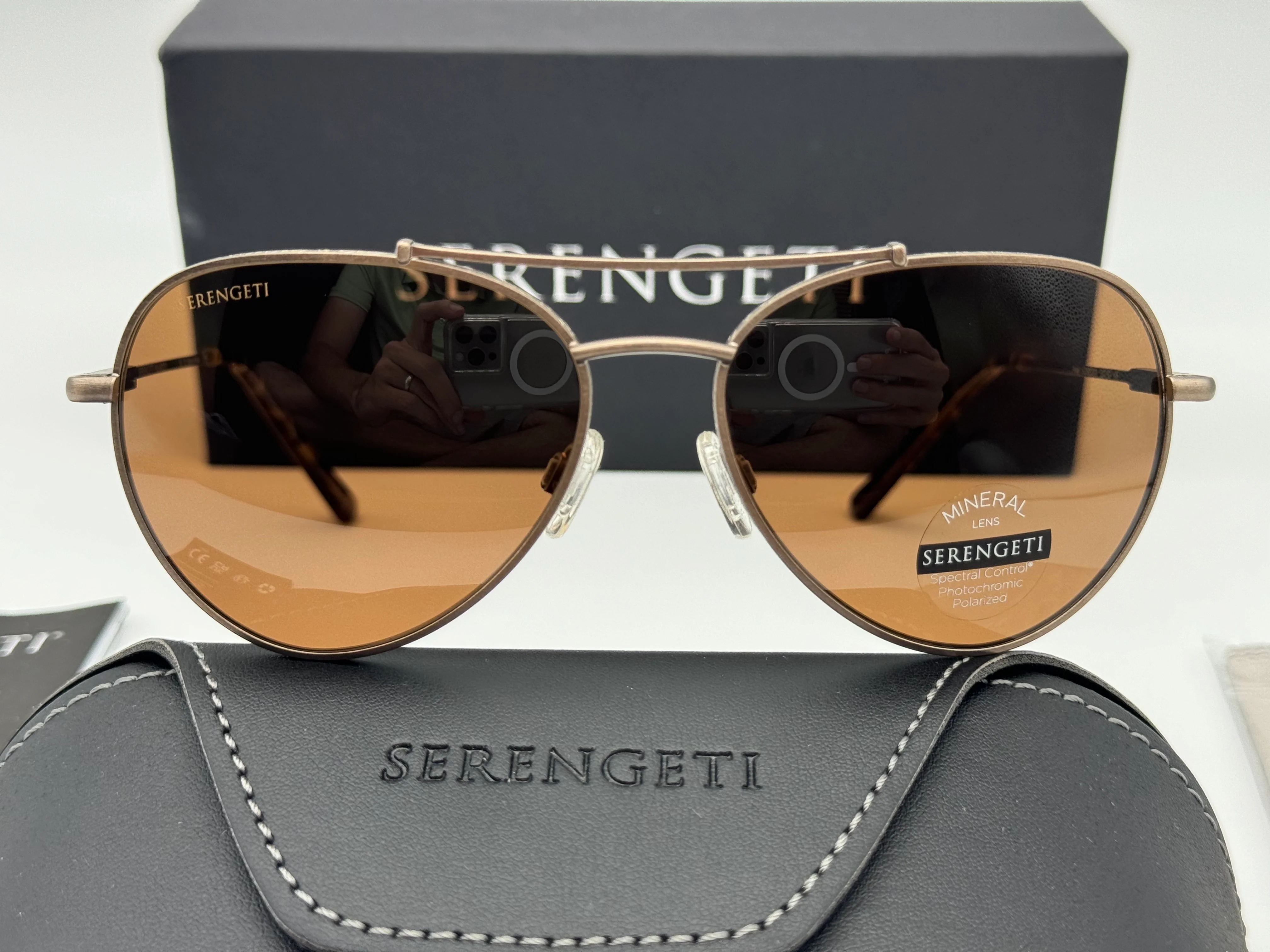 Serengeti Pete 58mm SS 599004 Polarized Drivers Photochromic Lens Brushed Bronze / Shiny Havana Tips Italy NEW - Image 3