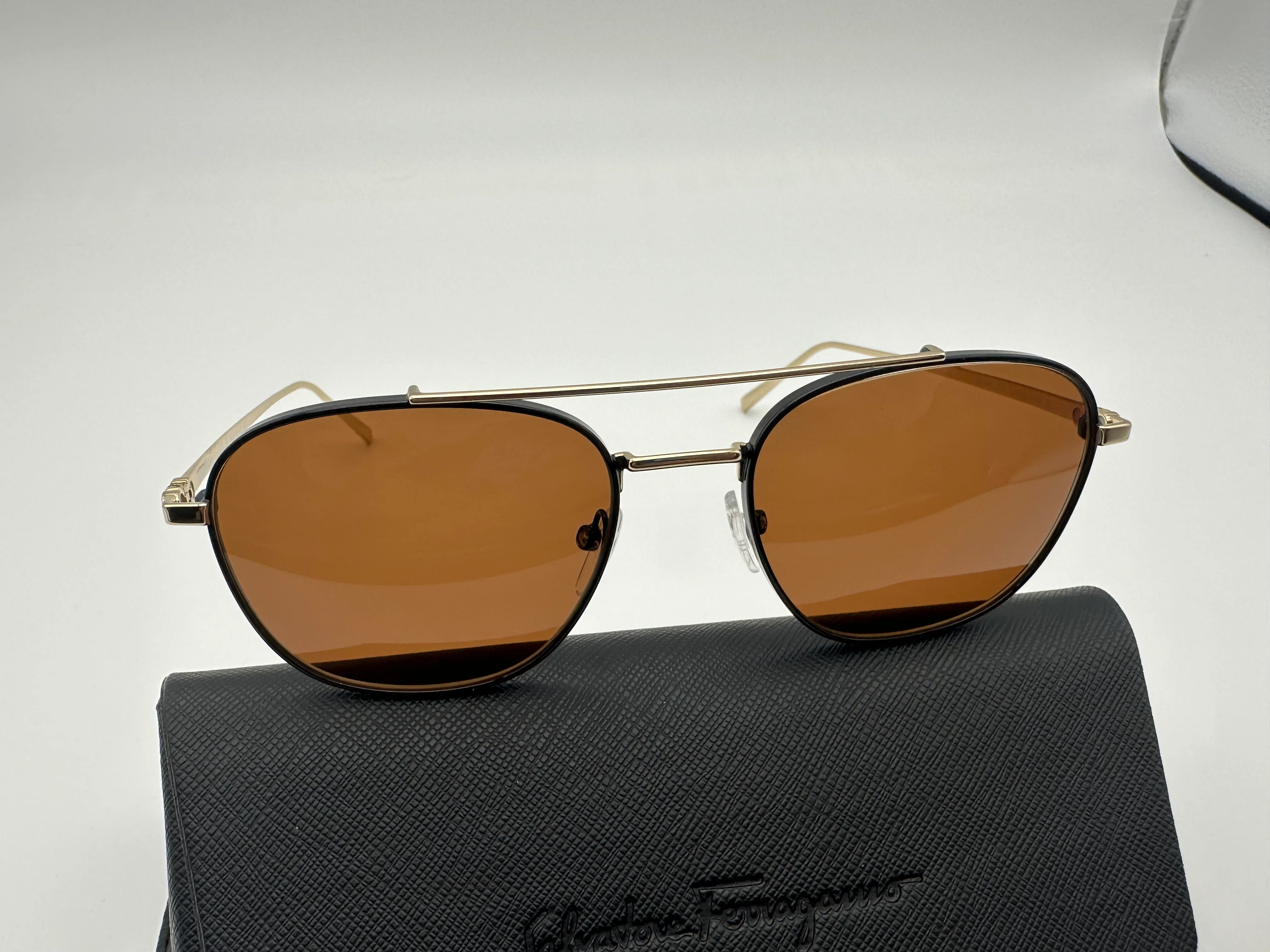 SALVATORE FERRAGAMO 54mm Navigator Brown Gold Black Sunglasses SF200S - Image 5