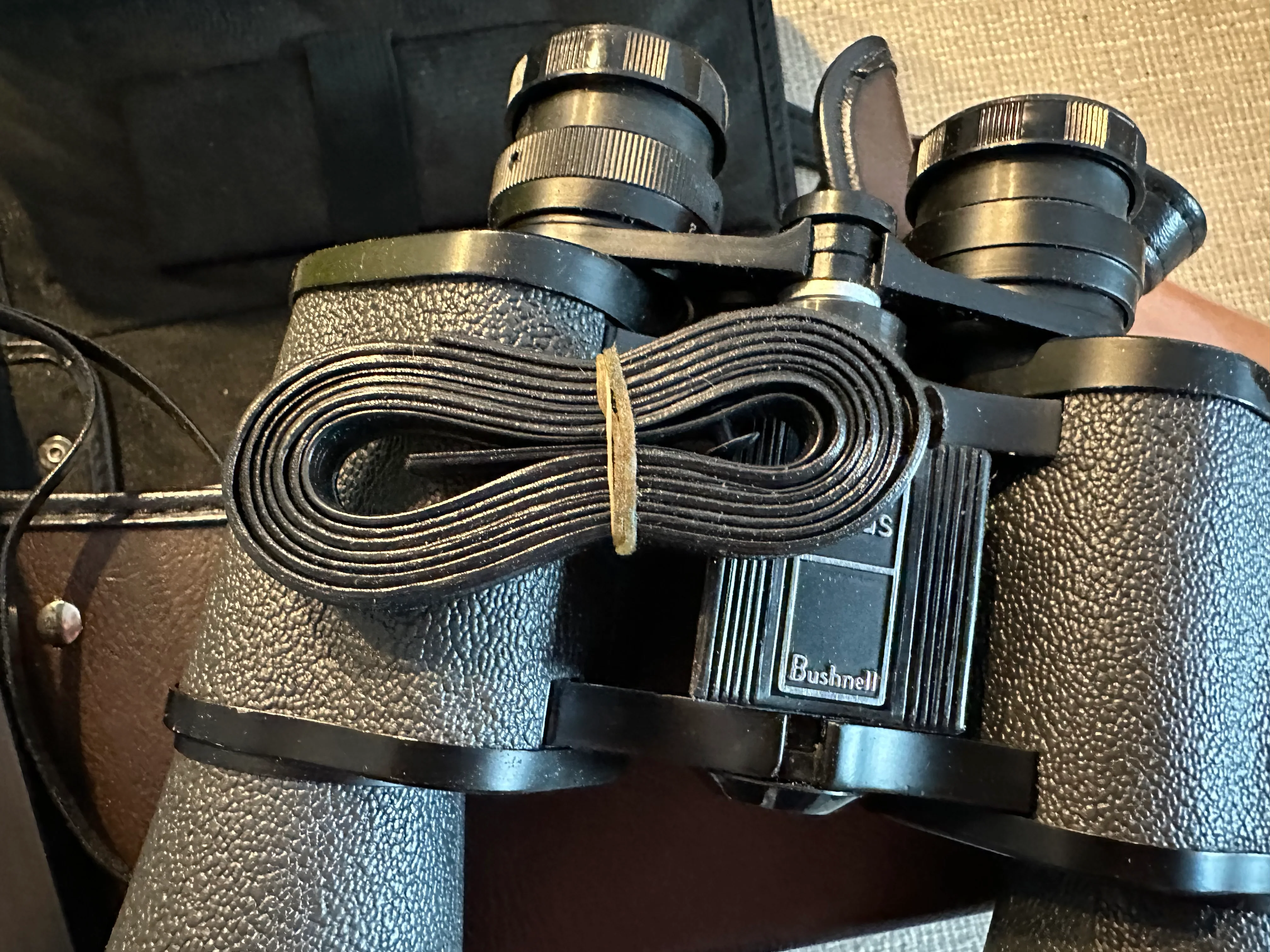 Vintage Bushnell Aviator SPORTPAK Shooting Glasses Binoculars Set produced by Bausch & Lomb - Image 4